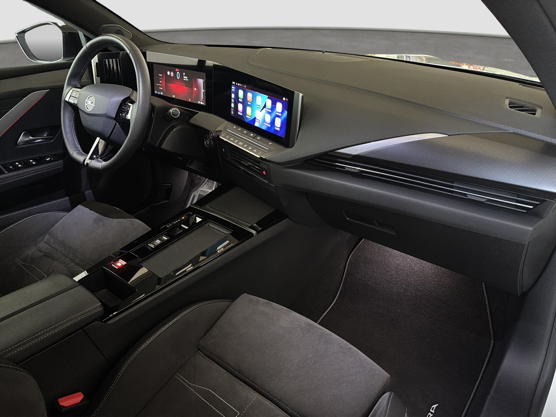 OPEL Astra 1.6 PHEV Turbo Swiss Plus A-image-12