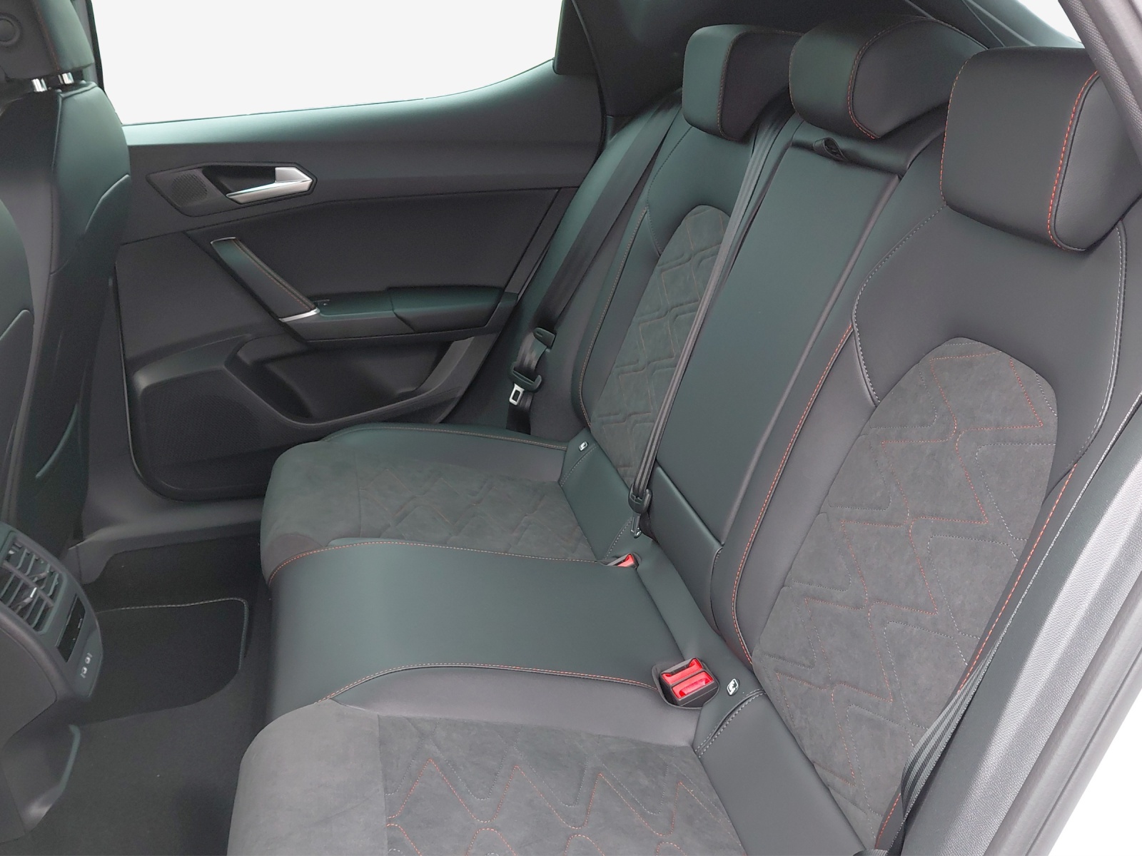 SEAT Leon 1.5 eTSI mHEV DSG Move FR-image-11