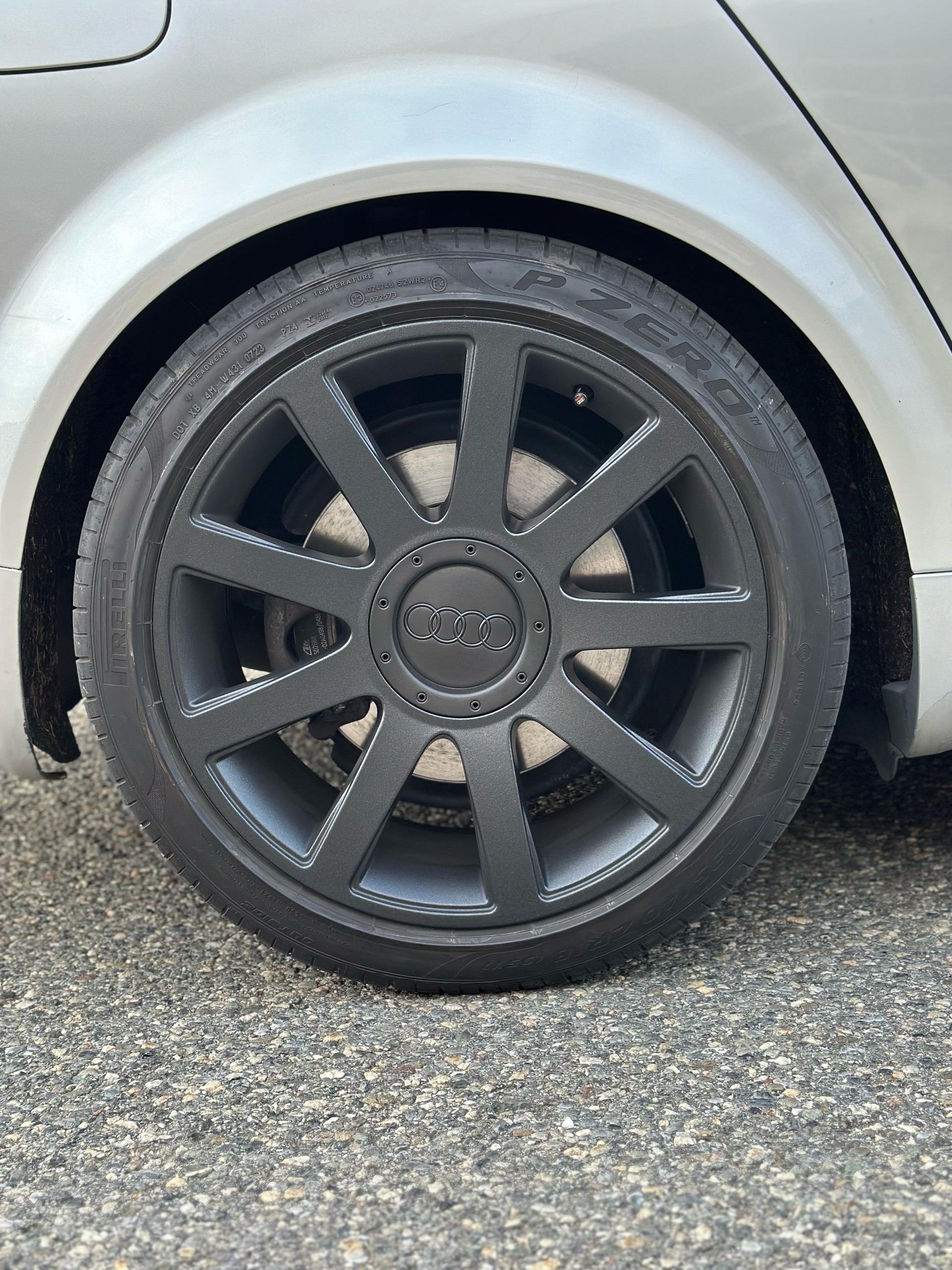 AUDI 4.2 V8 quattro-image-3