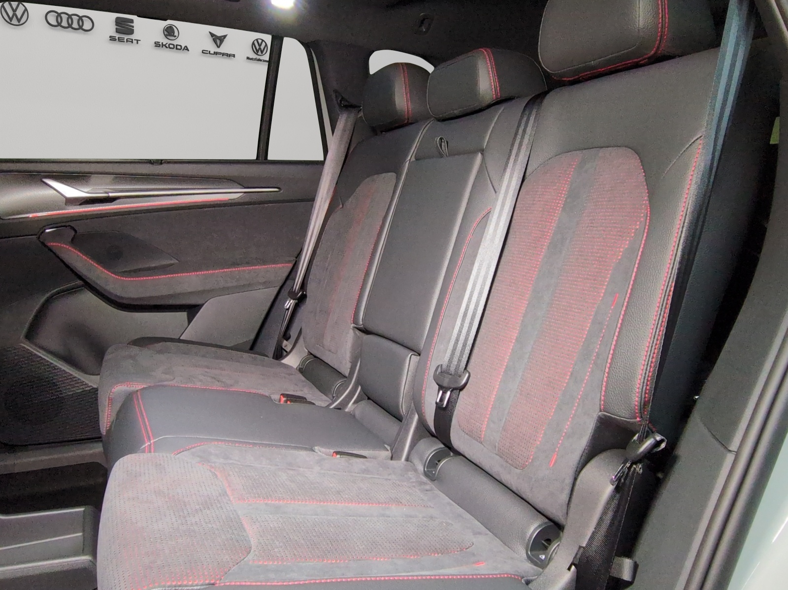 SKODA Kodiaq 2.0 TSI RS 4x4-image-8