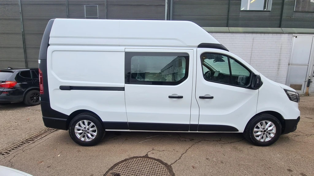 RENAULT Trafic 2.0 Blue dCi 150 Advance L2H2 EN ** AKupplung ** Parkhilfe v+h ** Gr-Navi ** RF-Kamera **-image-5