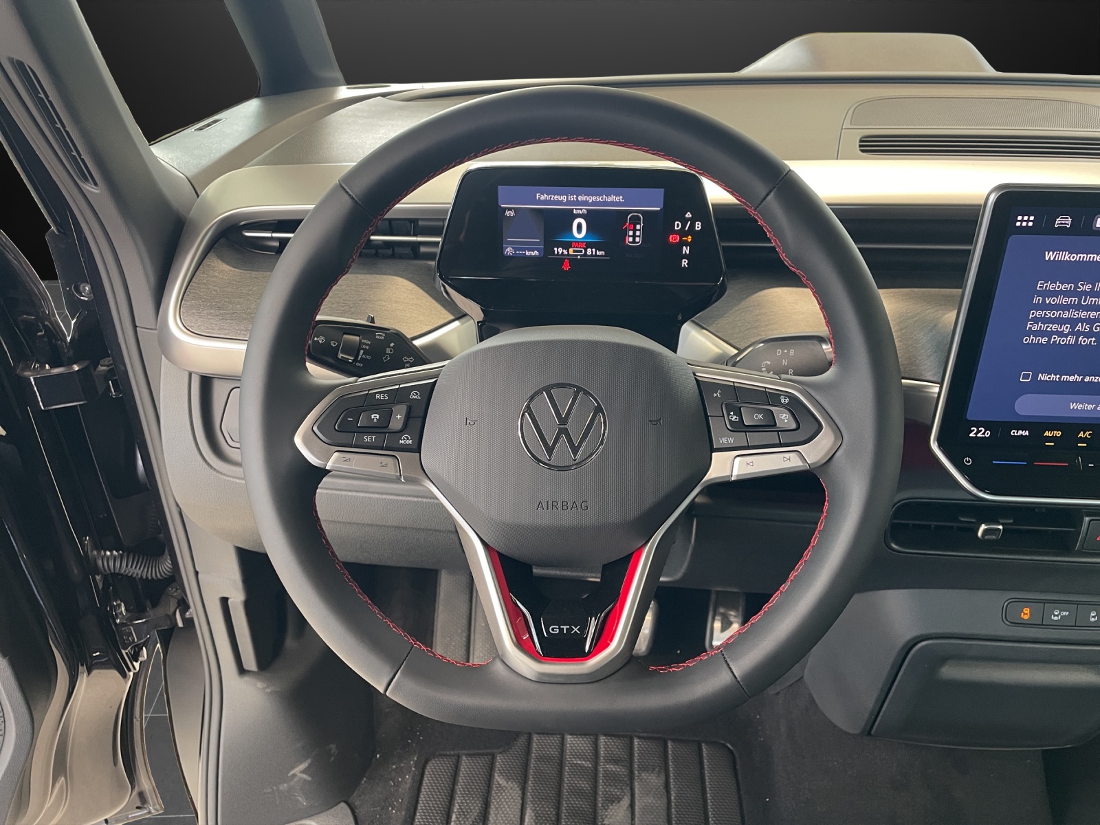 VW ID.Buzz LWB GTX 4 Motion-image-10