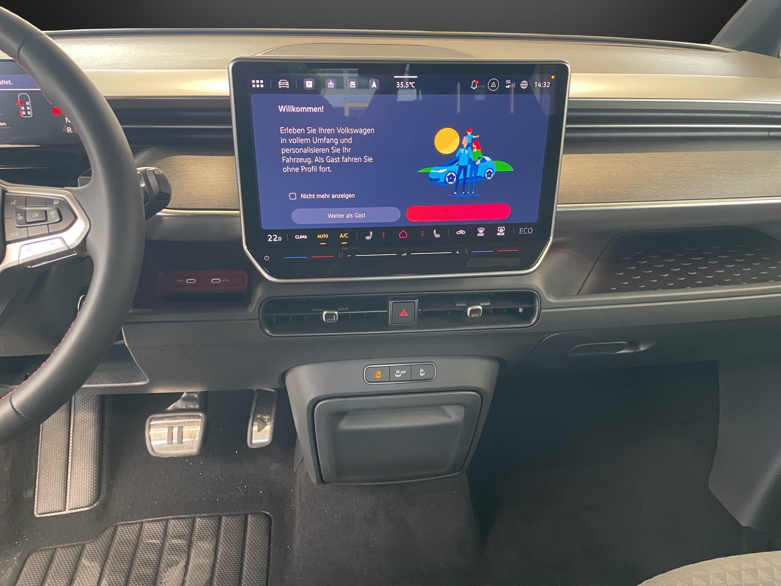 VW ID.Buzz LWB GTX 4 Motion-image-11