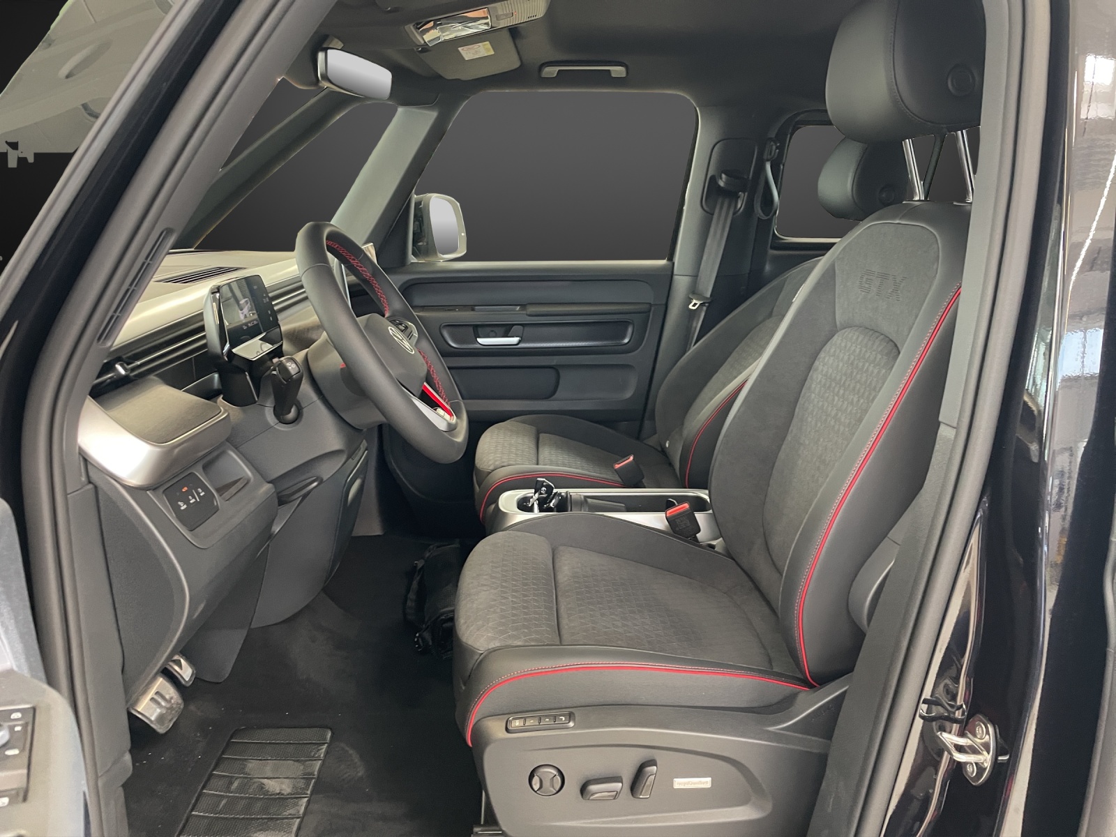 VW ID.Buzz LWB GTX 4 Motion-image-7