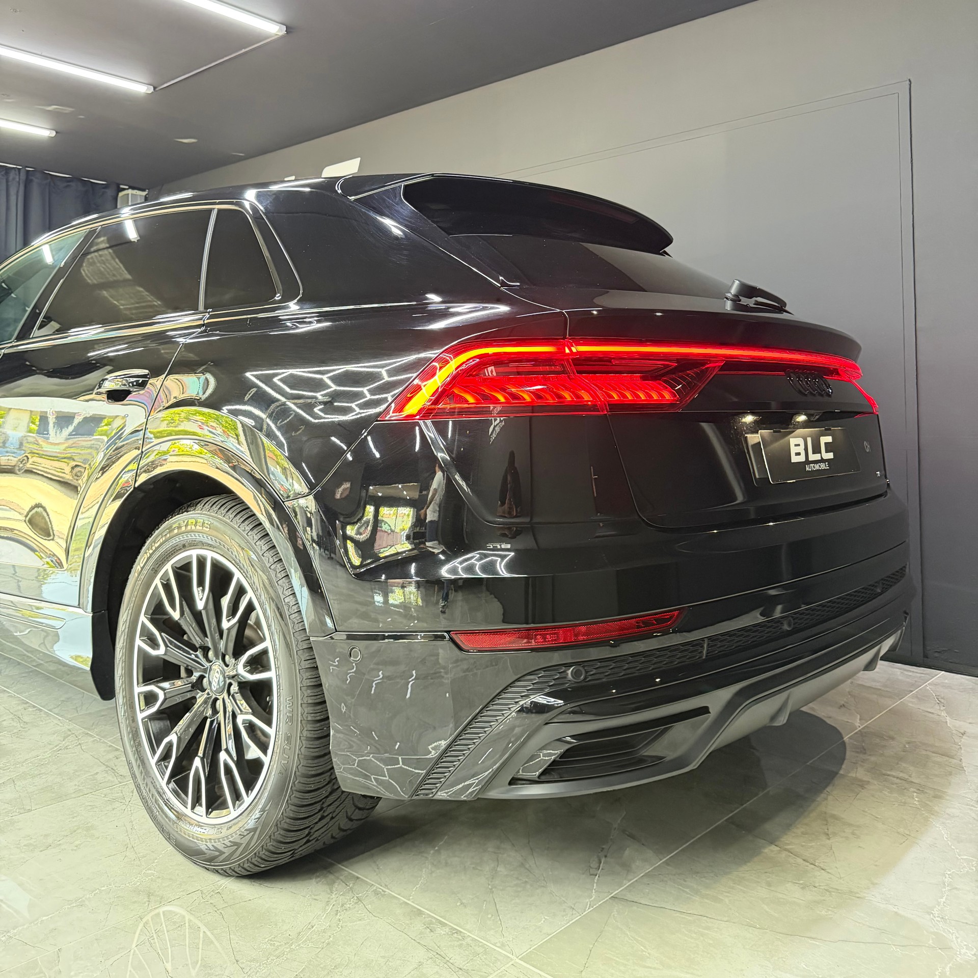 AUDI Q8 50 TDI quattro tiptronic-image-6