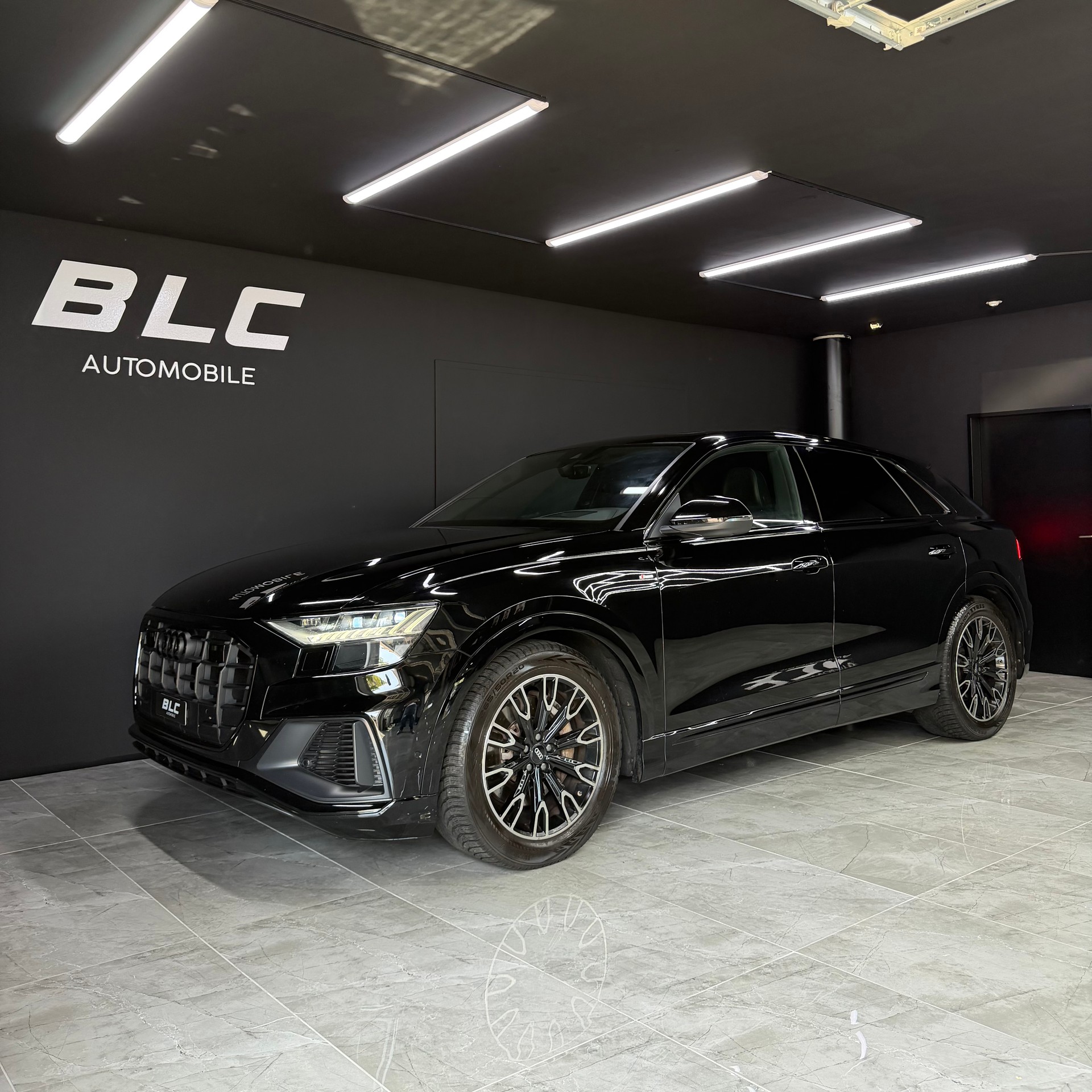 AUDI Q8 50 TDI quattro tiptronic-image-0