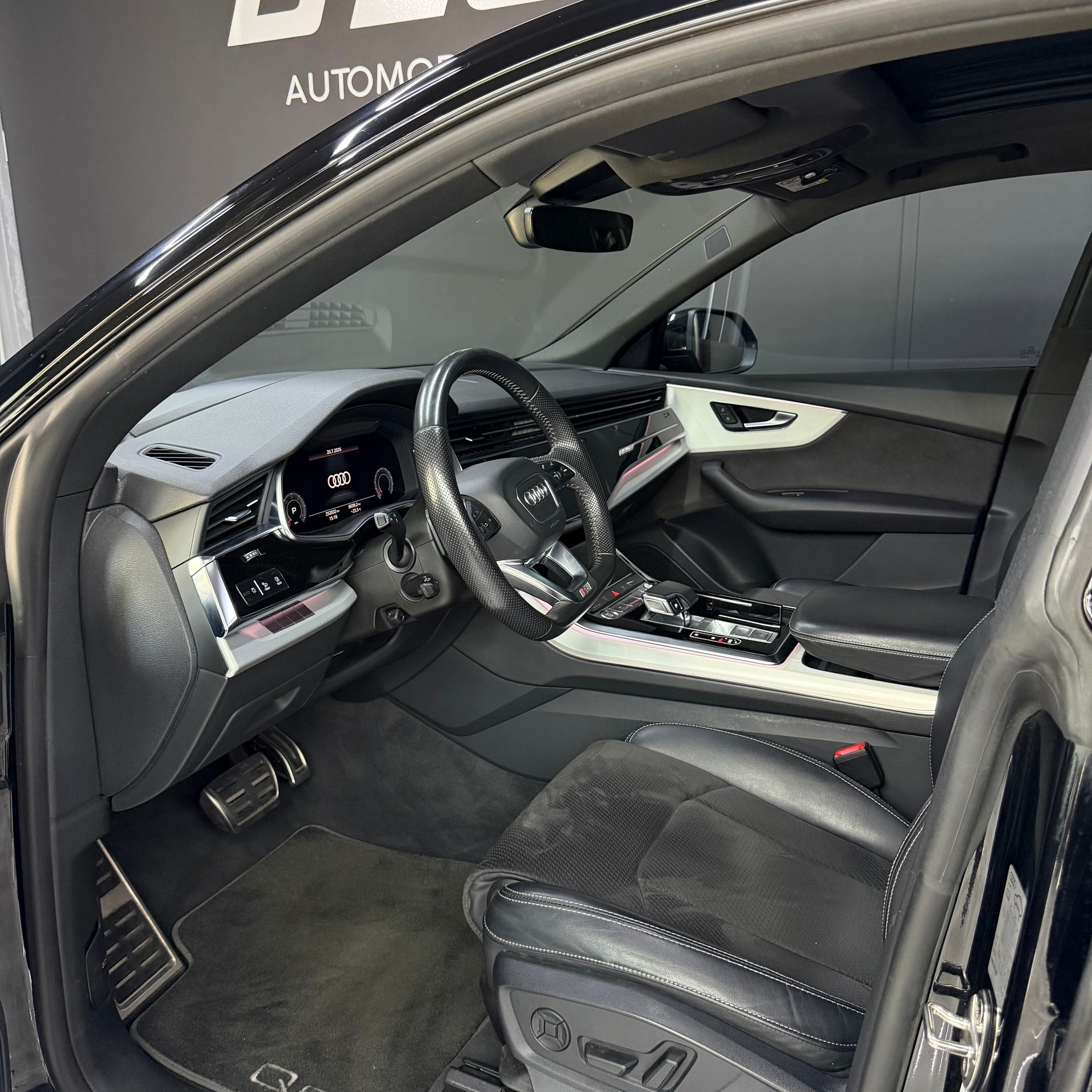 AUDI Q8 50 TDI quattro tiptronic-image-7