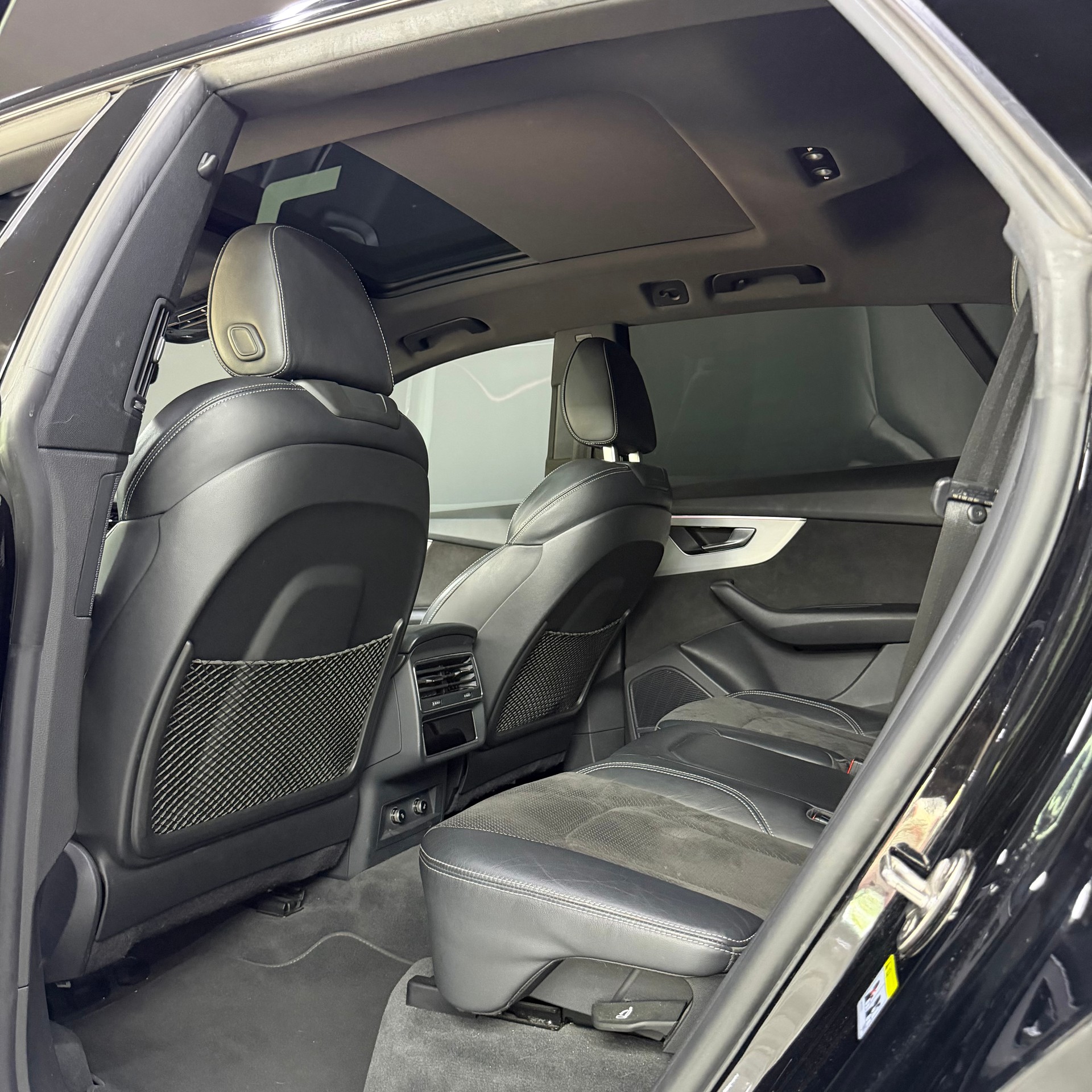 AUDI Q8 50 TDI quattro tiptronic-image-9