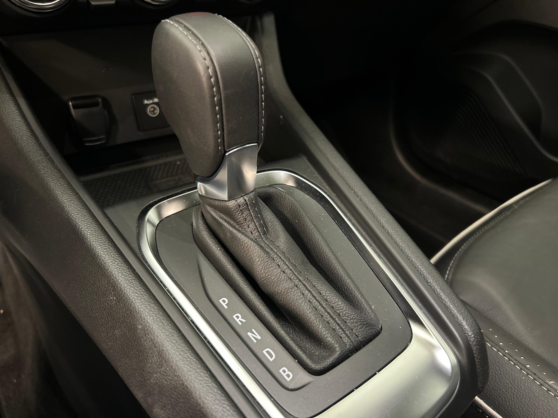 MITSUBISHI ASX 1.6 PHEV Instyle-image-14