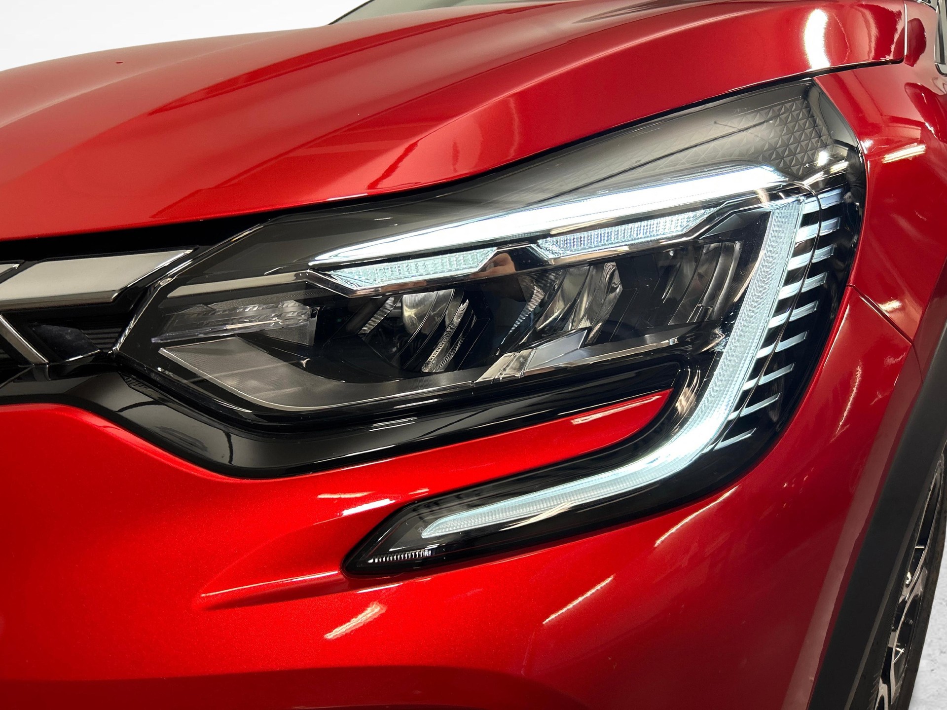 MITSUBISHI ASX 1.6 PHEV Instyle-image-15