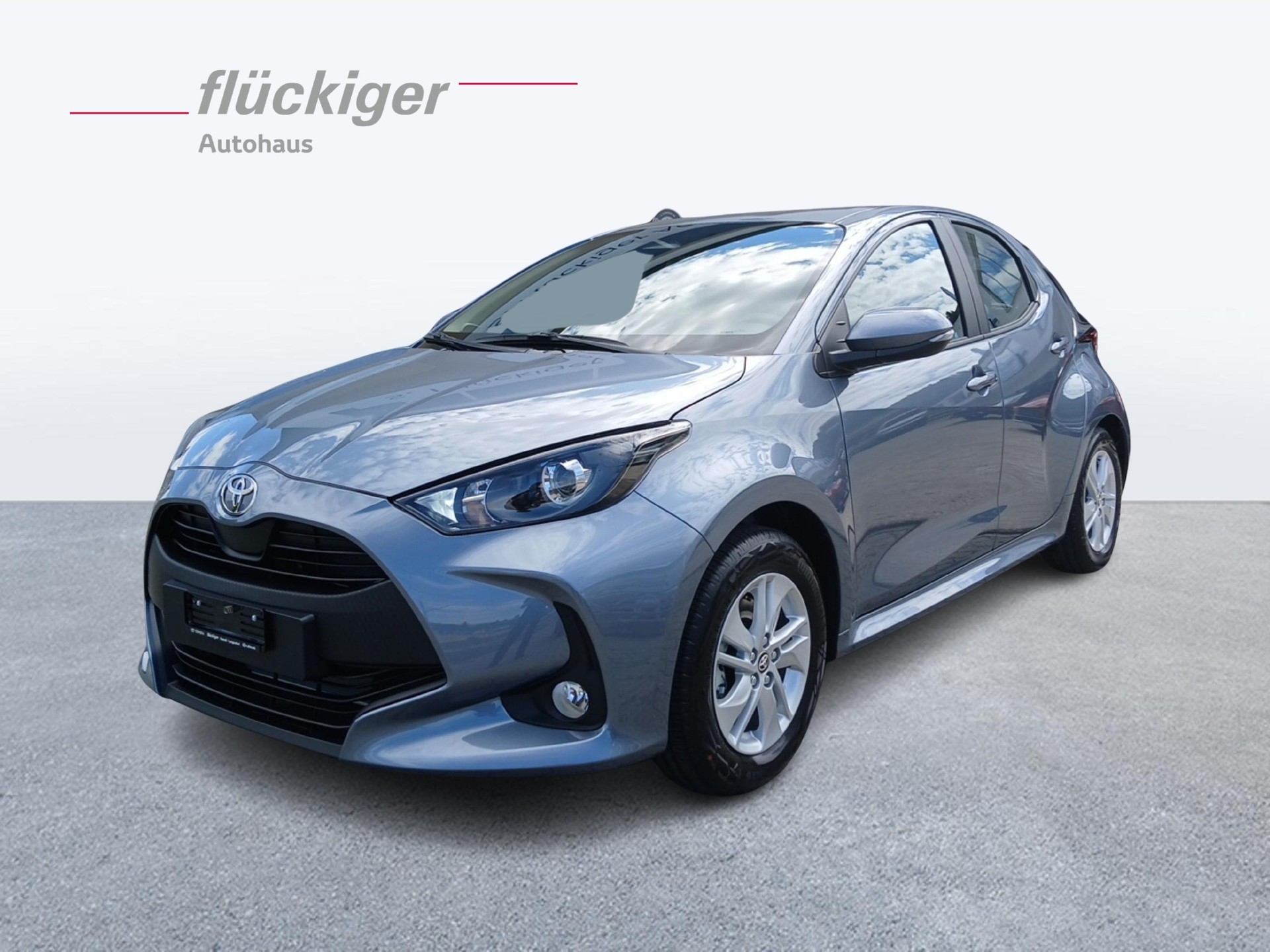 TOYOTA Yaris 1.5 VVT-i HSD Comfort