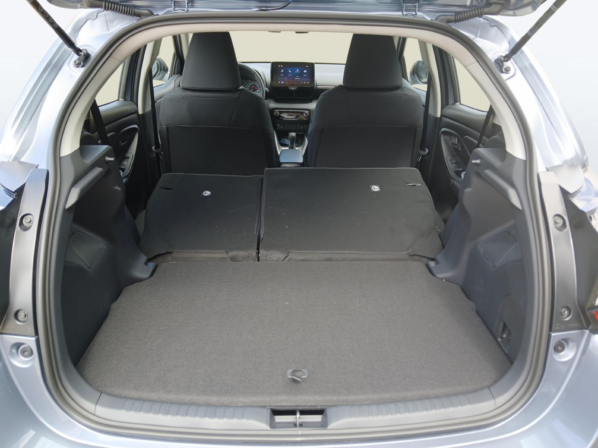 TOYOTA Yaris 1.5 VVT-i HSD Comfort-image-12