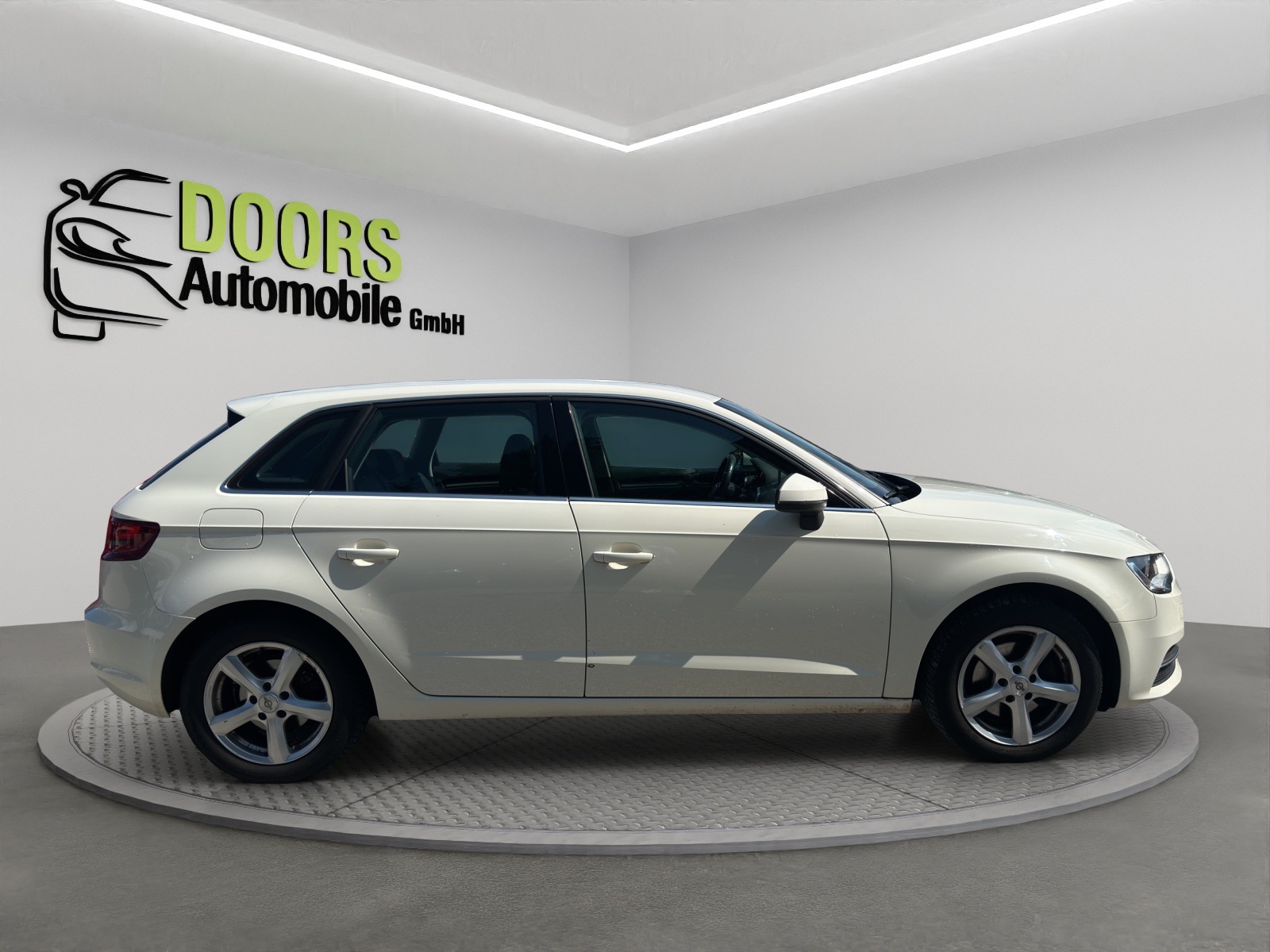 AUDI A3 Sportback 2.0 TDI Ambiente quattro-image-5
