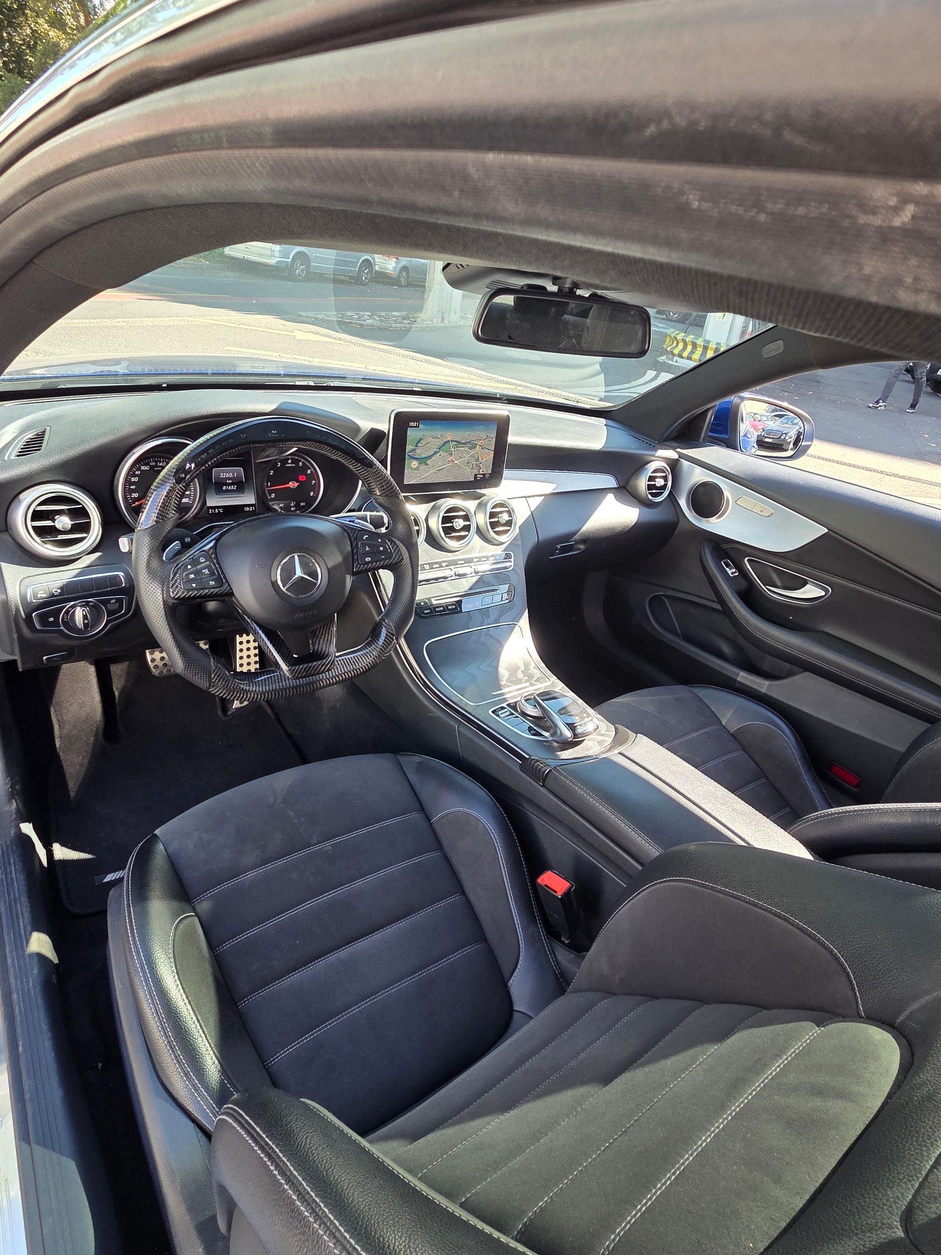 MERCEDES-BENZ C 200 Coupé 4Matic 9G-Tronic-image-6