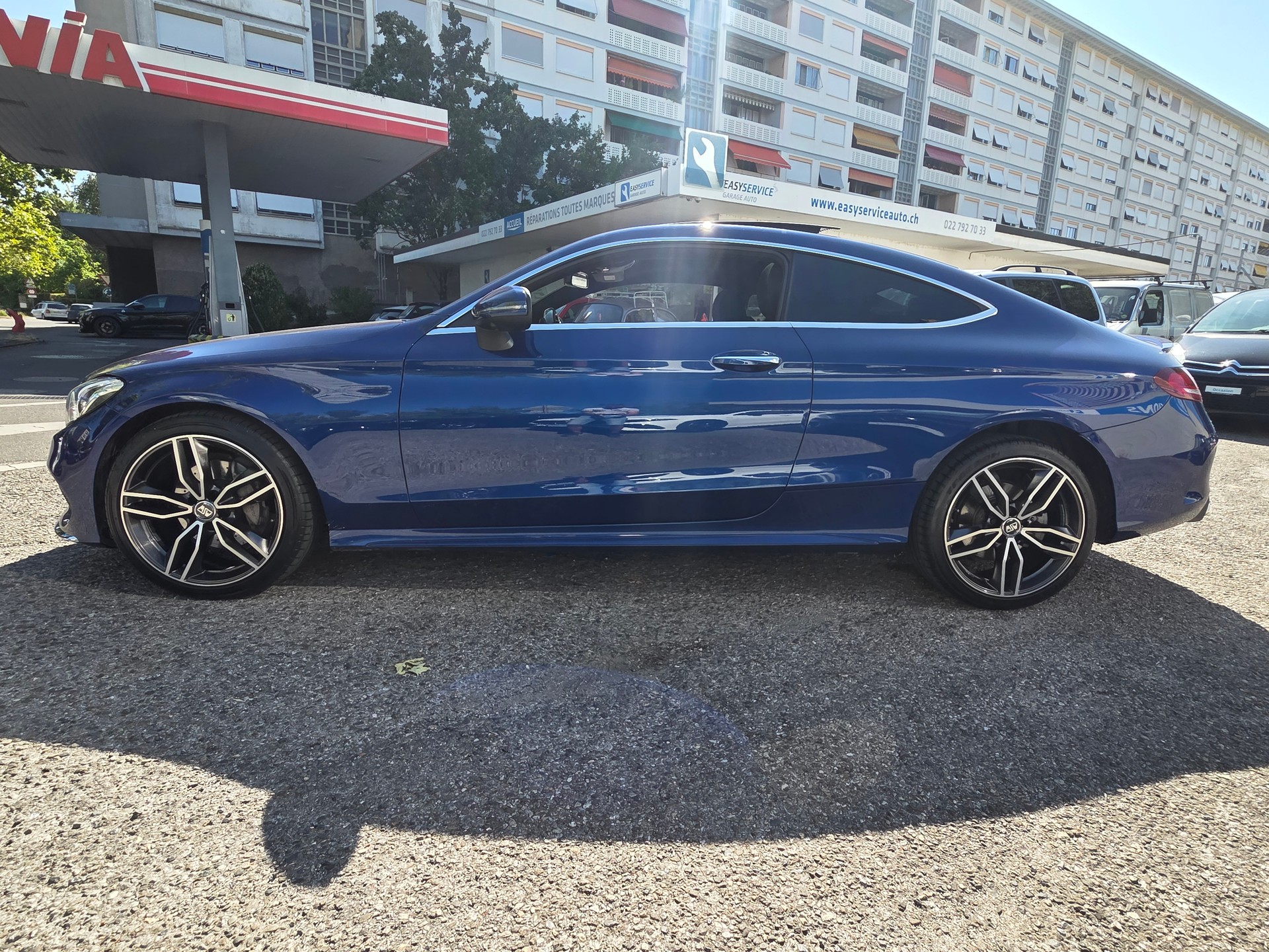 MERCEDES-BENZ C 200 Coupé 4Matic 9G-Tronic-image-5