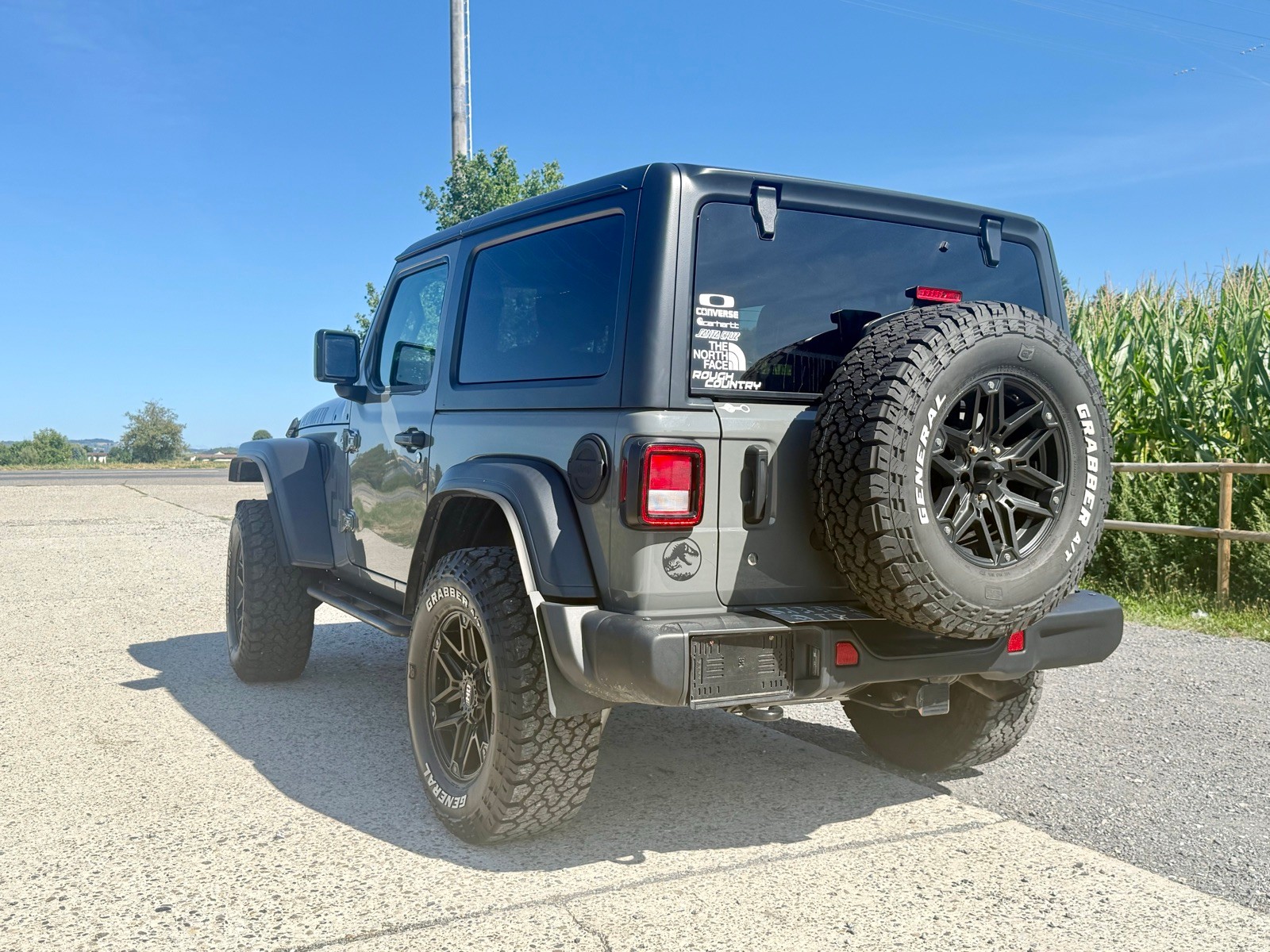 JEEP Wrangler Sport S-image-1