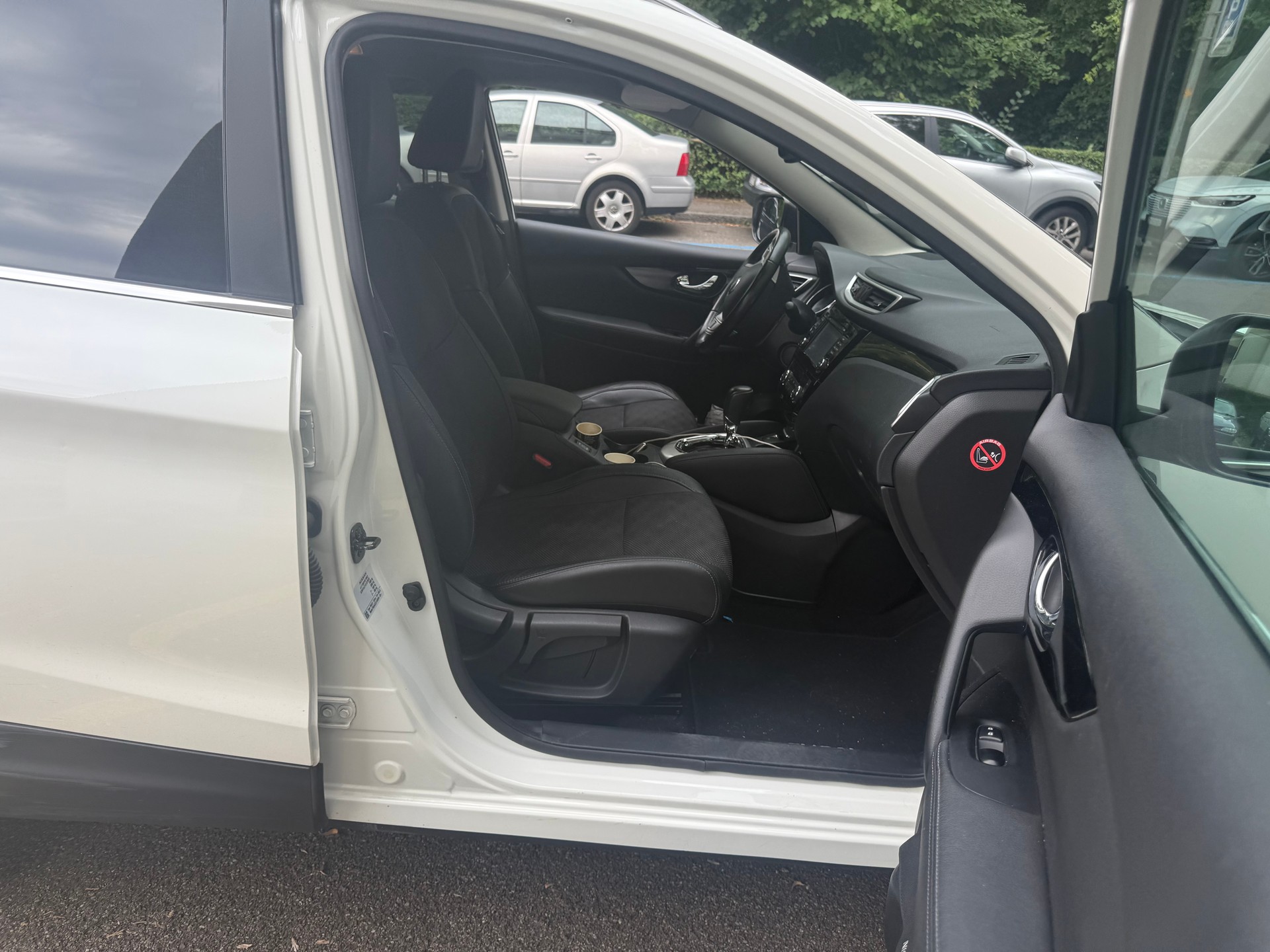 NISSAN Qashqai 1.2 DIG-T acenta Xtronic CVT-image-2