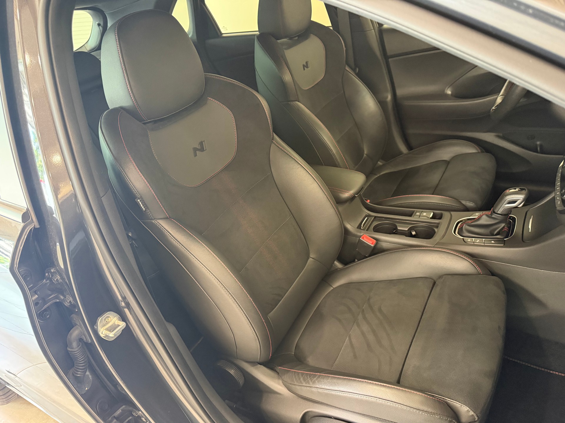 HYUNDAI i30 1.5 T-GDi N Line Exclusive 48V MH DCT-image-9