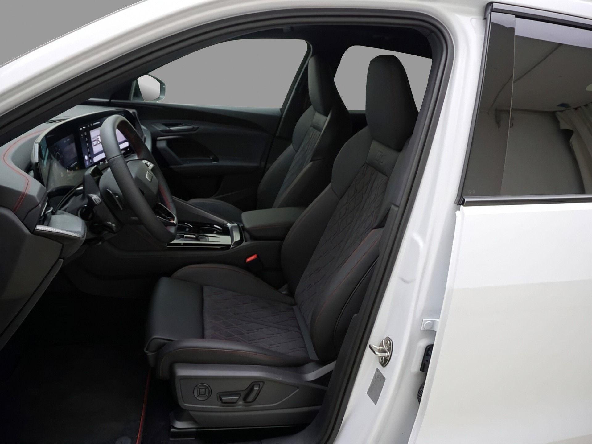 AUDI Q5 SUV 2.0 TDI quattro S-Tronic-showroom-element-3