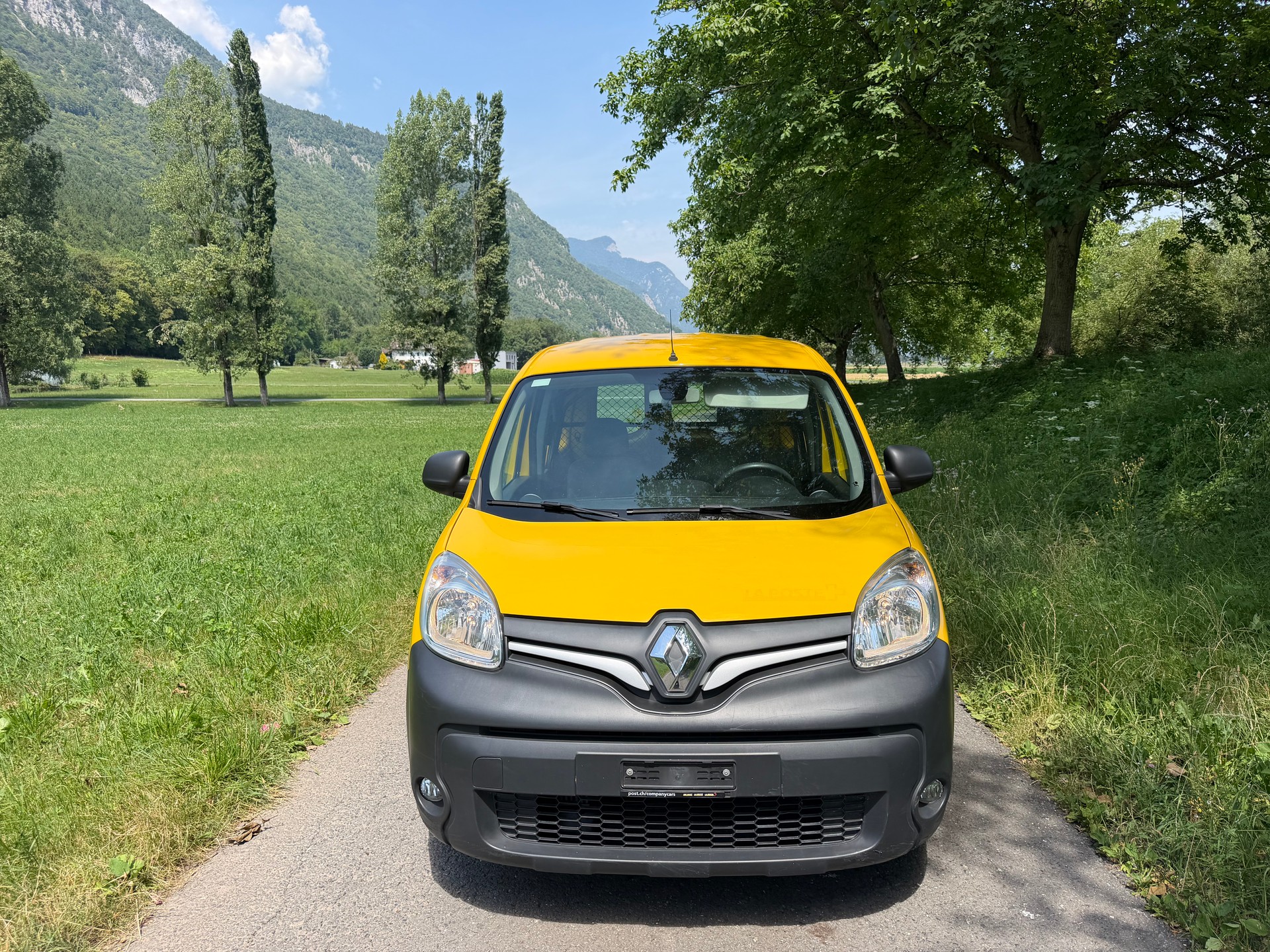 RENAULT Kangoo Medium TCe 115 Business A-image-1
