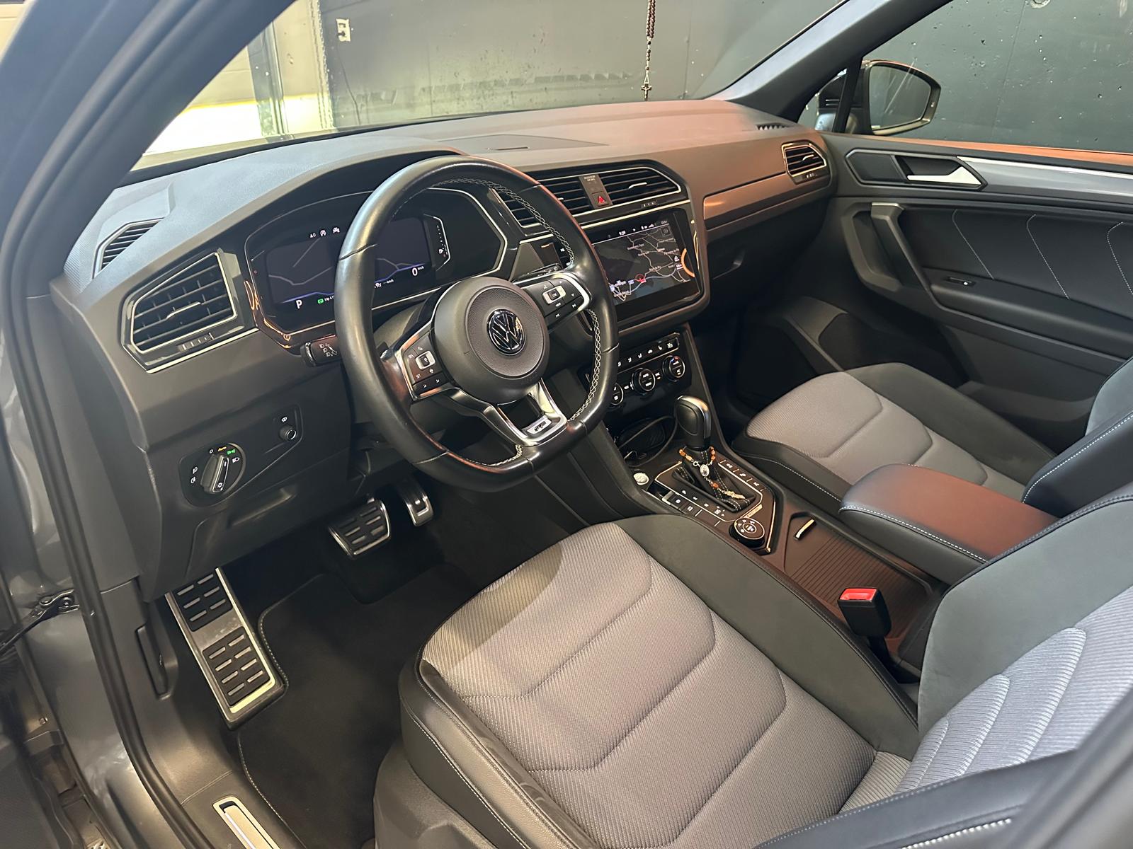 VW Tiguan 2.0TSI R-Line 4Motion DSG-image-1