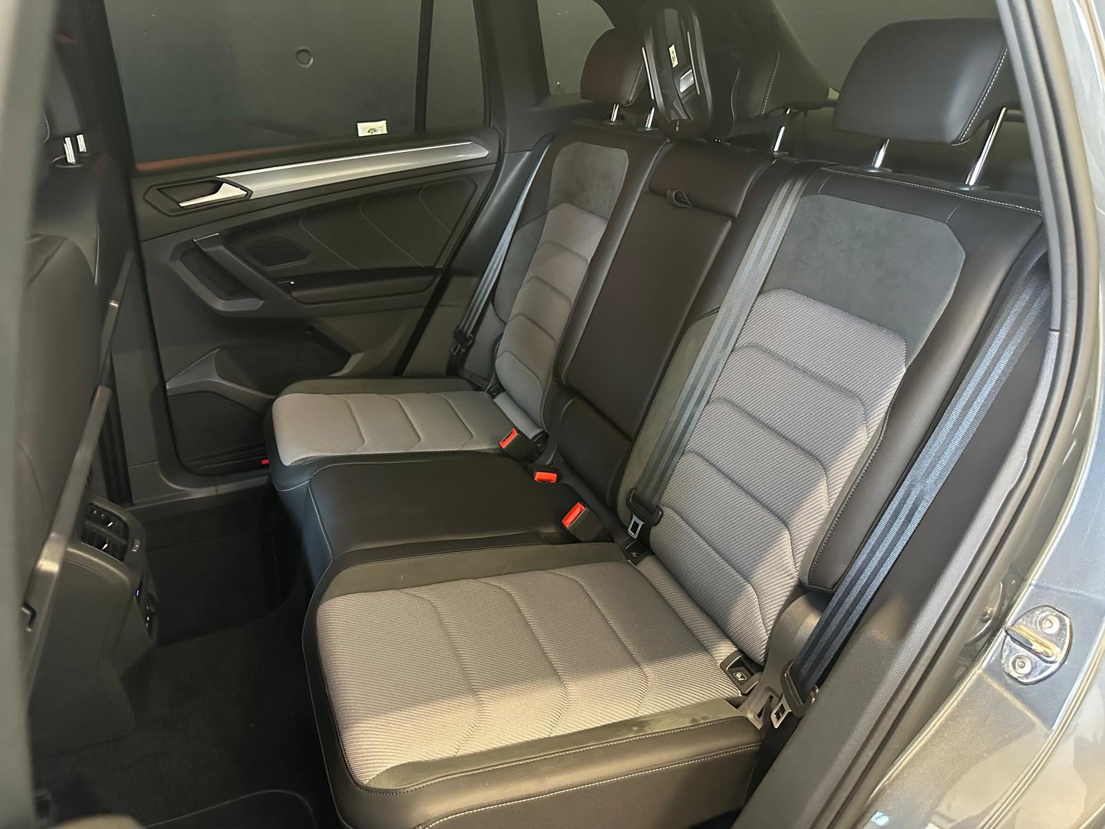 VW Tiguan 2.0TSI R-Line 4Motion DSG-image-10