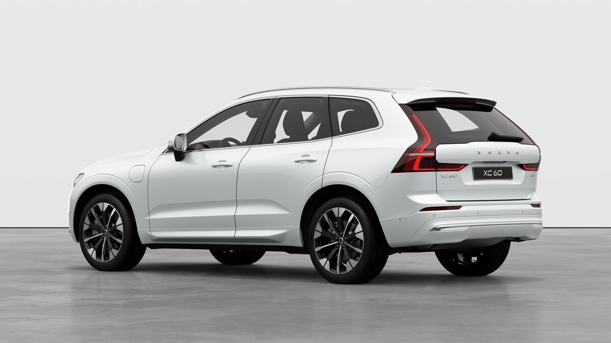 VOLVO XC60 2.0 T6 TE Ultra Bright eAWD-image-1