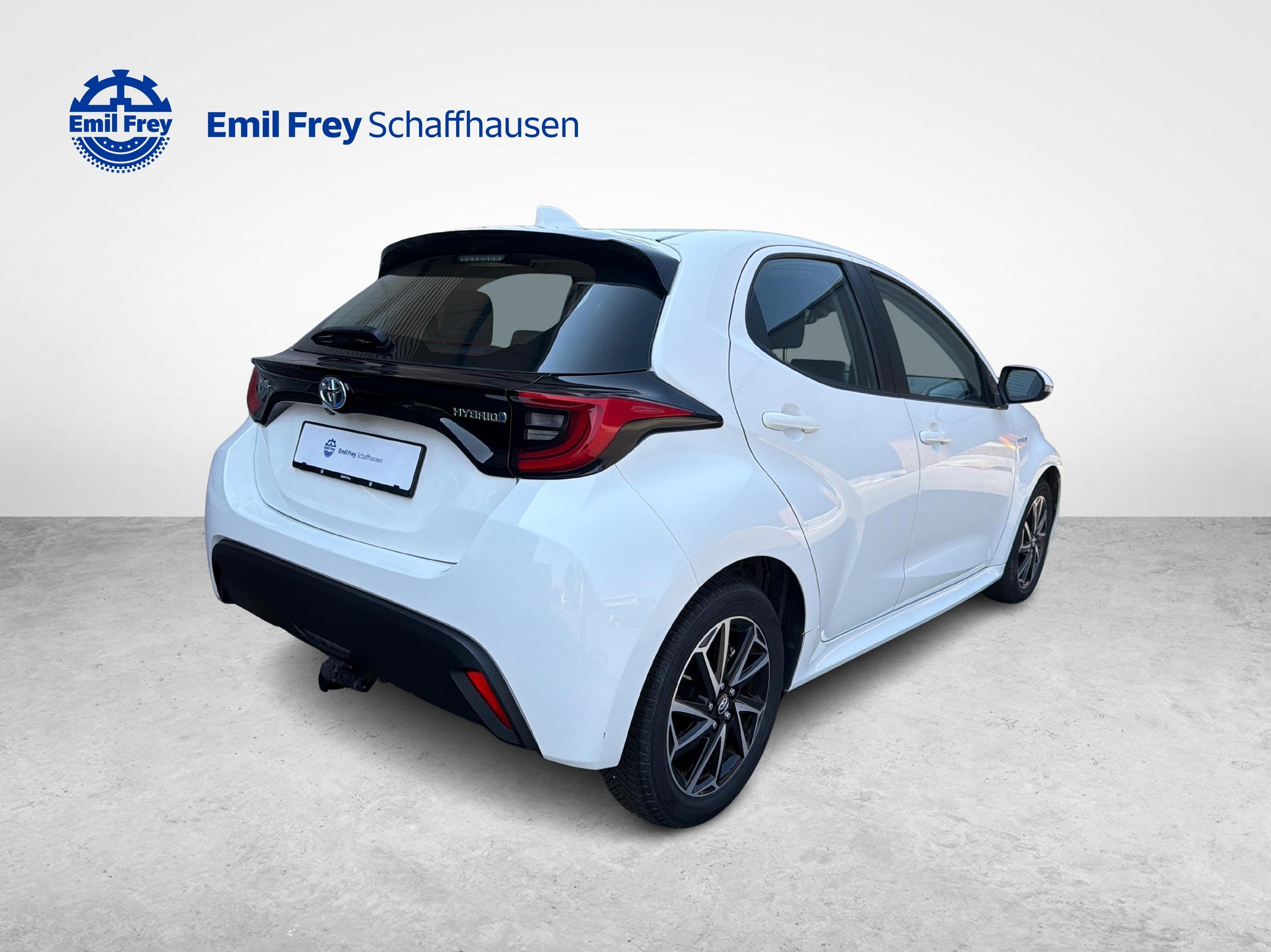TOYOTA Yaris 1.5 VVT-i HSD Trend-image-4