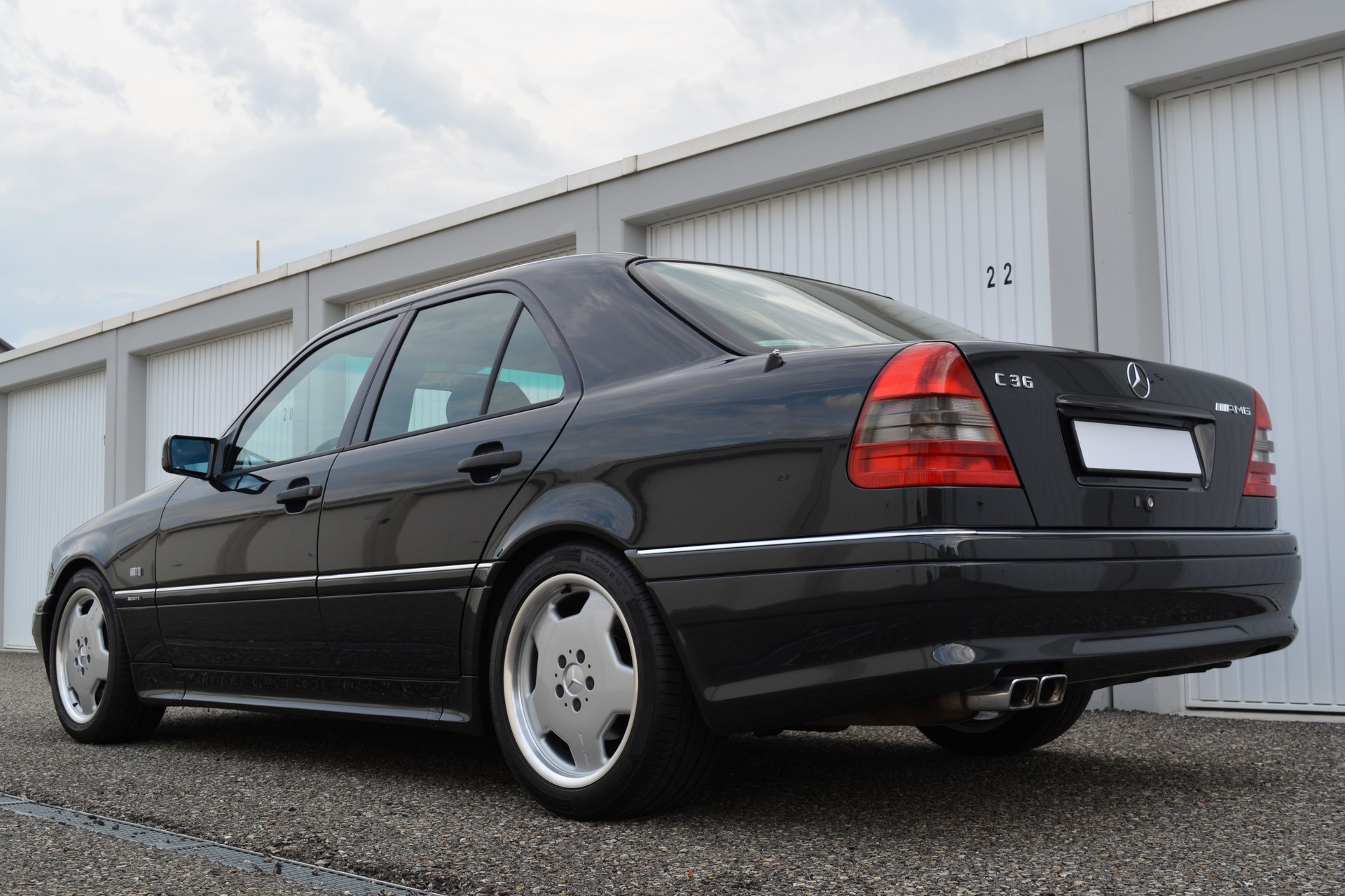 MERCEDES-BENZ C 36 AMG-image-8