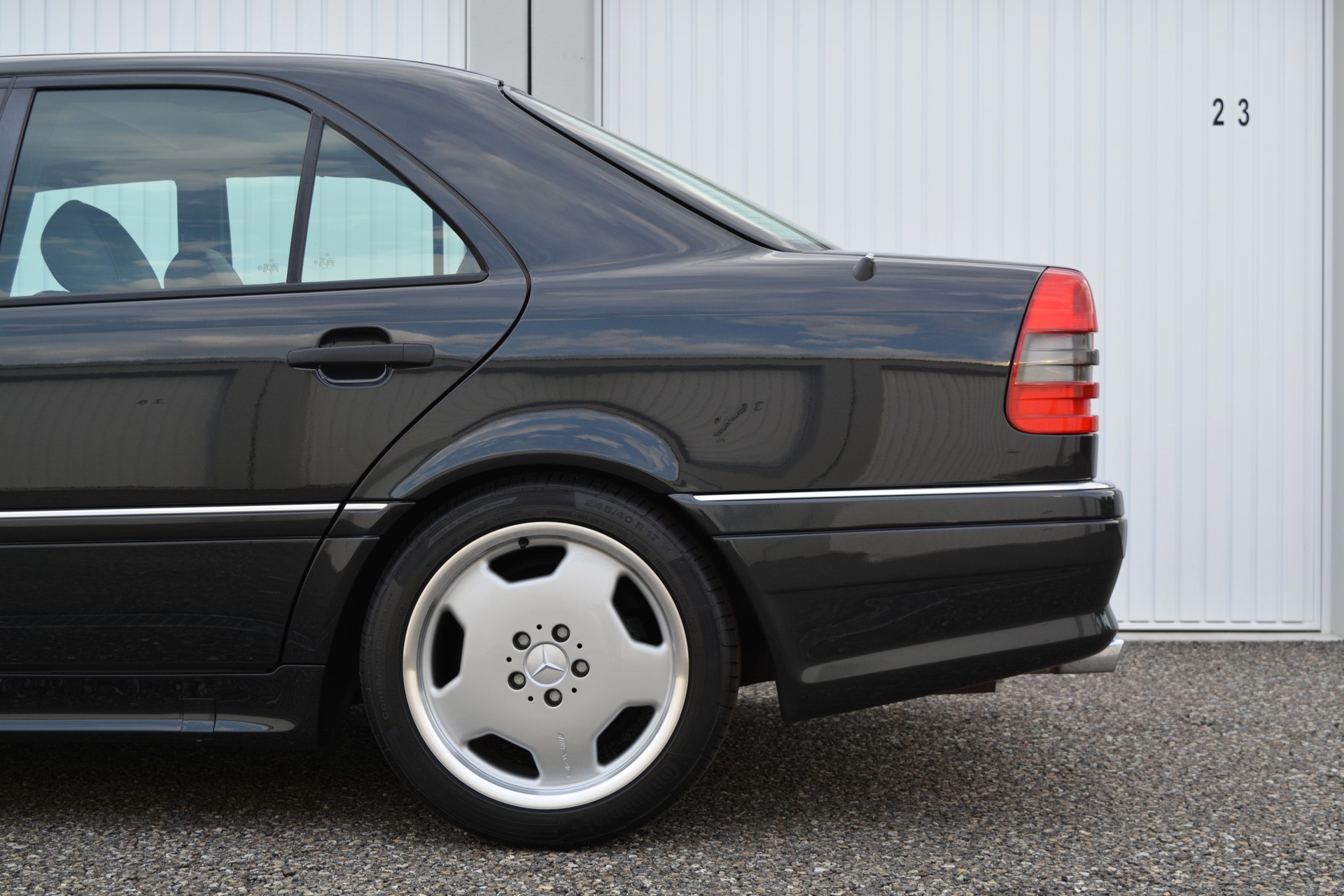 MERCEDES-BENZ C 36 AMG-image-17