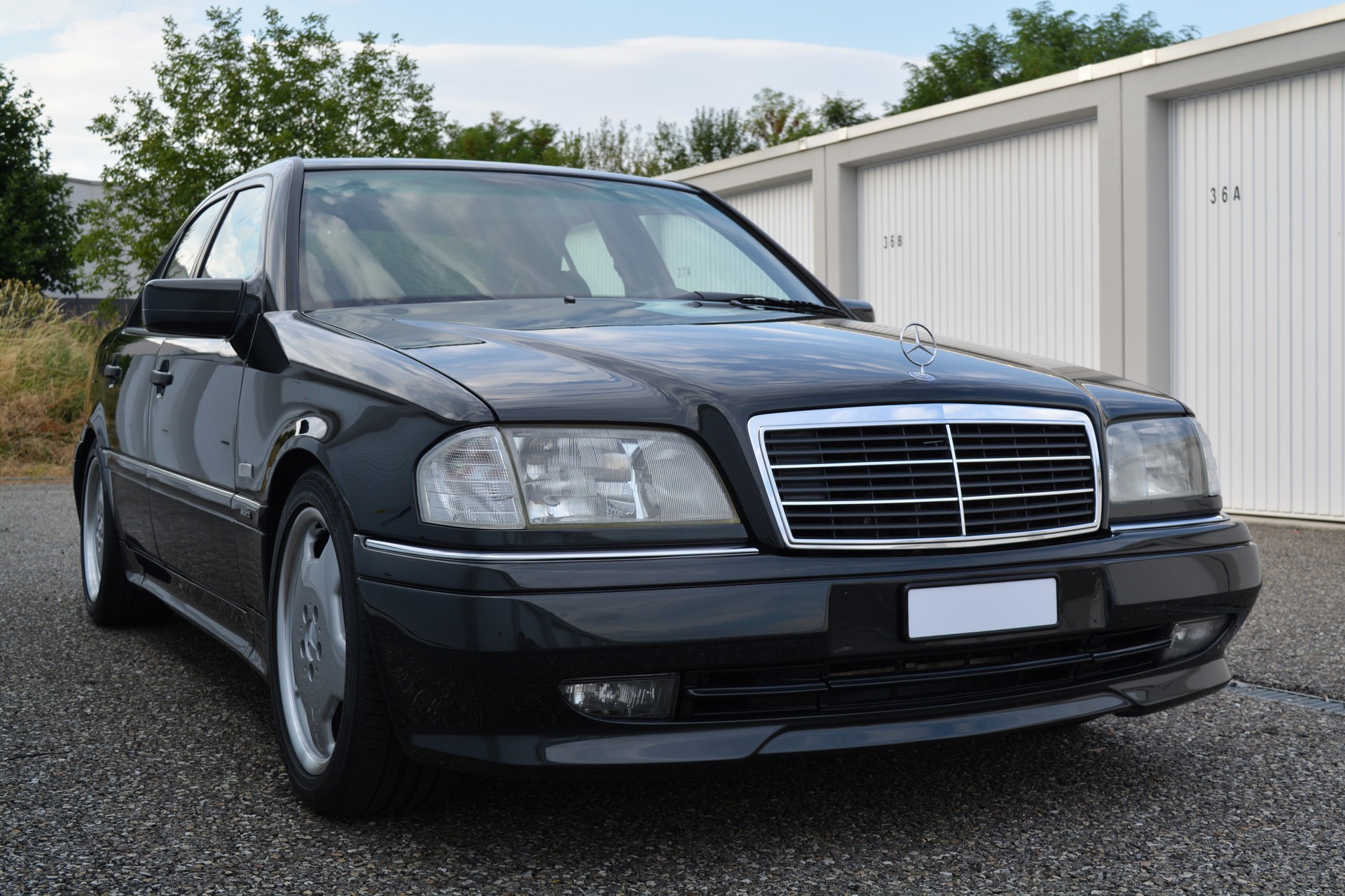 MERCEDES-BENZ C 36 AMG-image-1