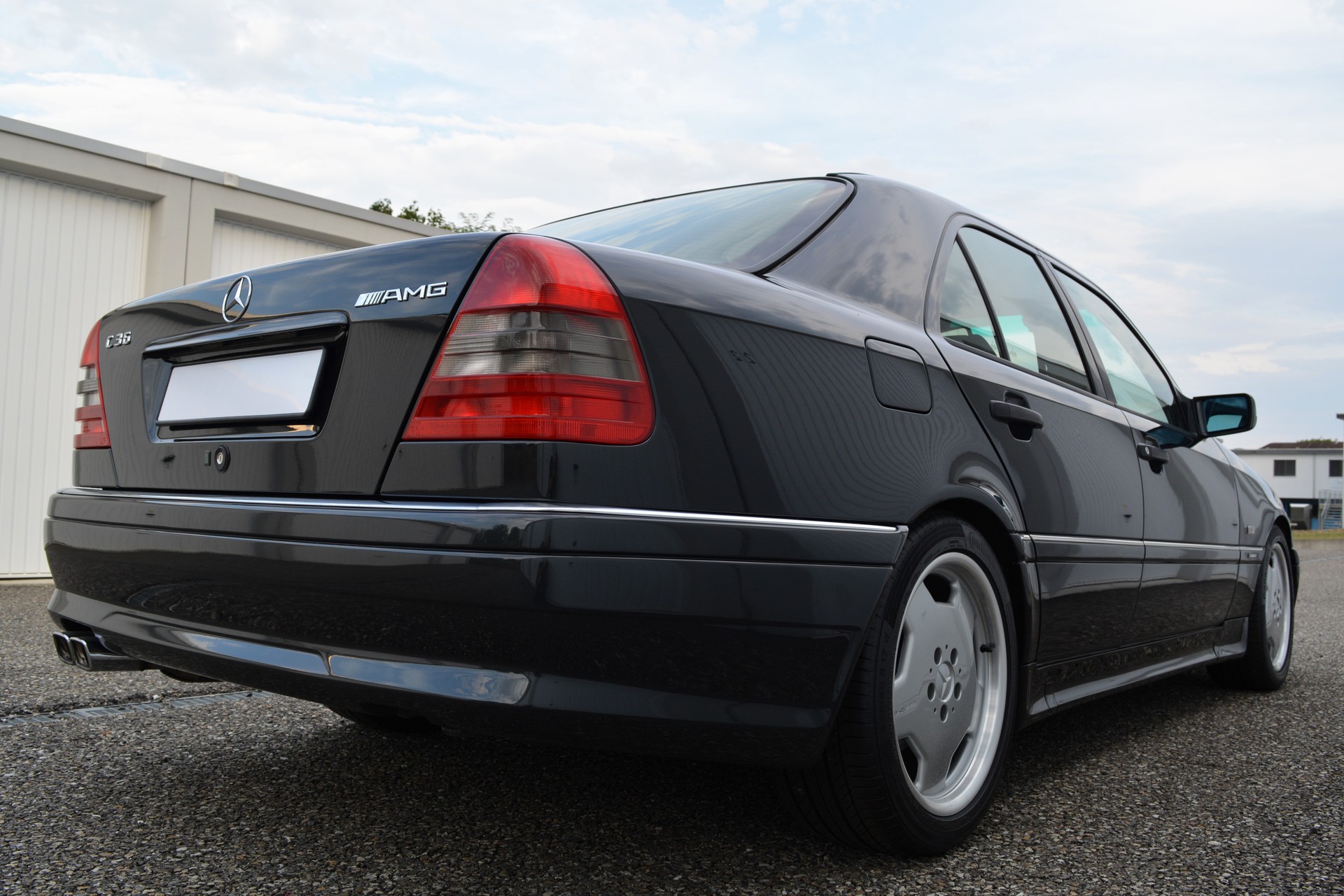 MERCEDES-BENZ C 36 AMG-image-9