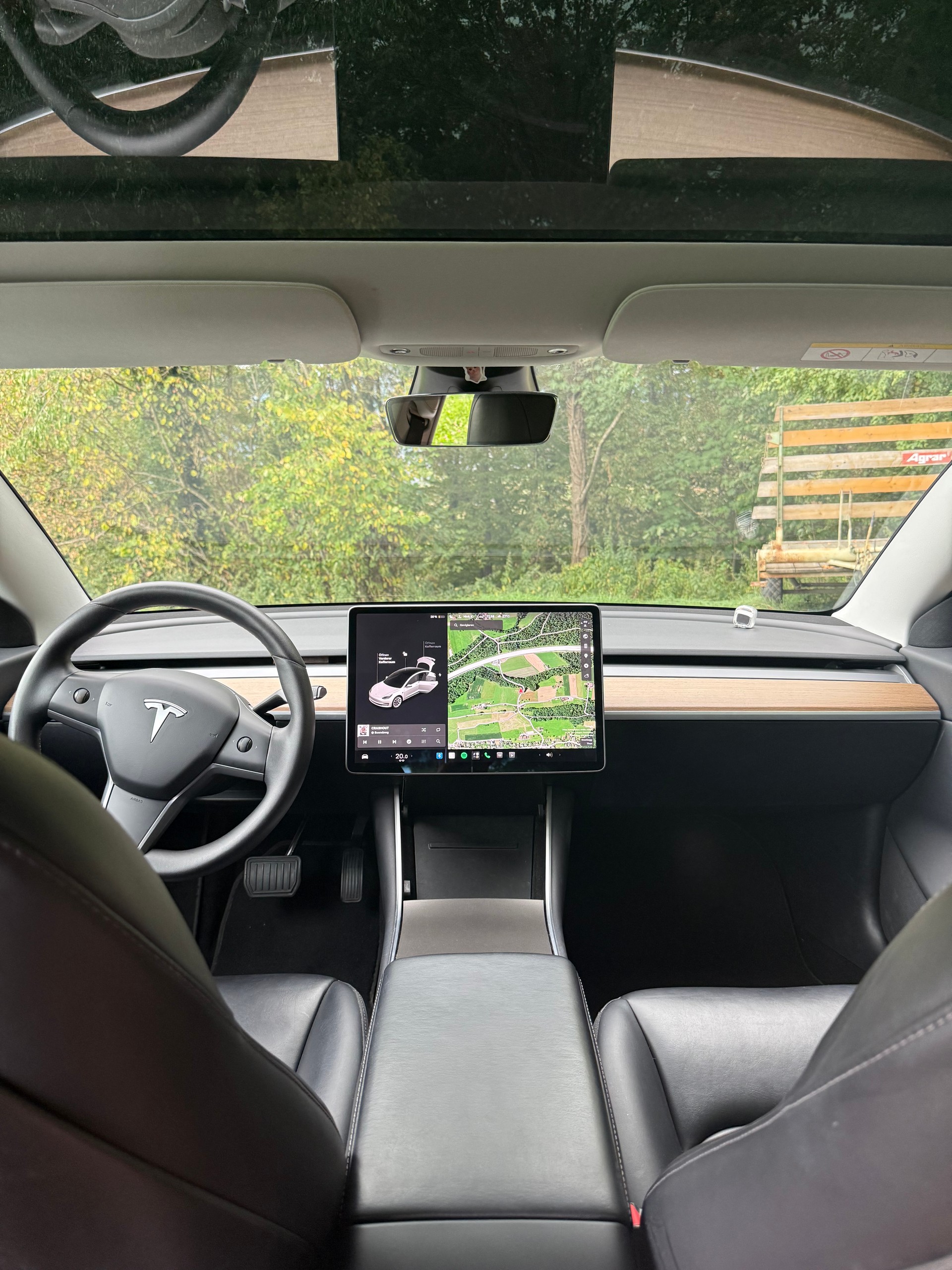 TESLA Long Range D-image-5