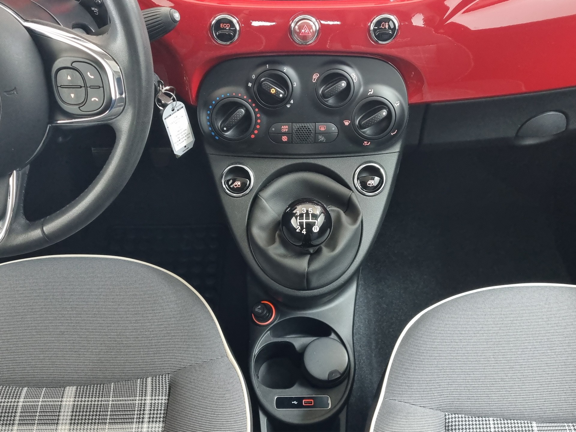 FIAT 500 0.9 T TwinAir Mirror-image-9