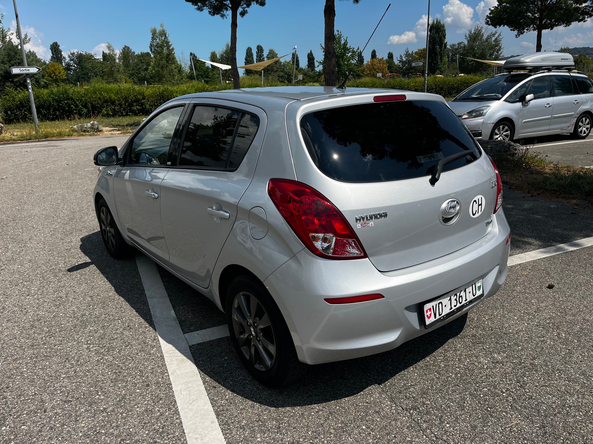 HYUNDAI i20 1.2 GO!-image-4
