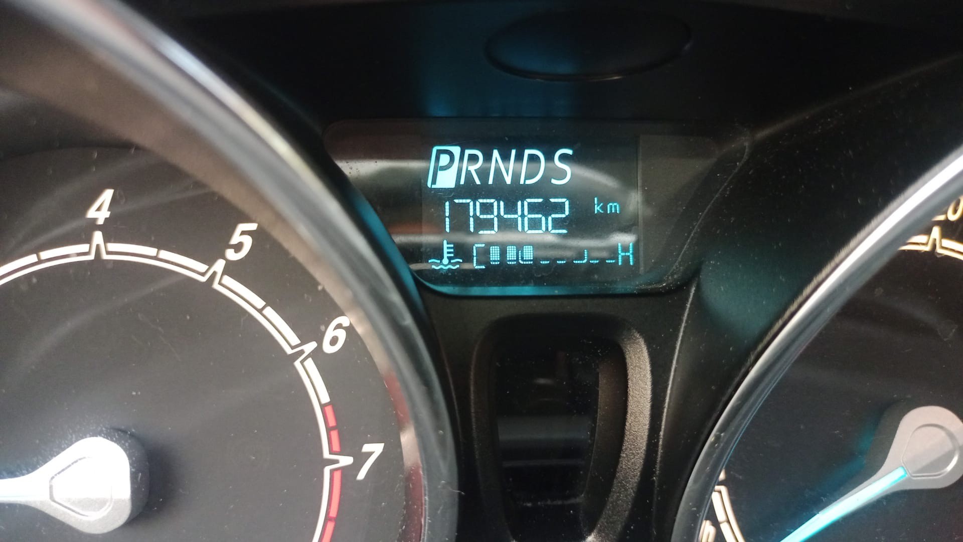 FORD Fiesta 1.0 SCTi Trend PowerShift-image-8