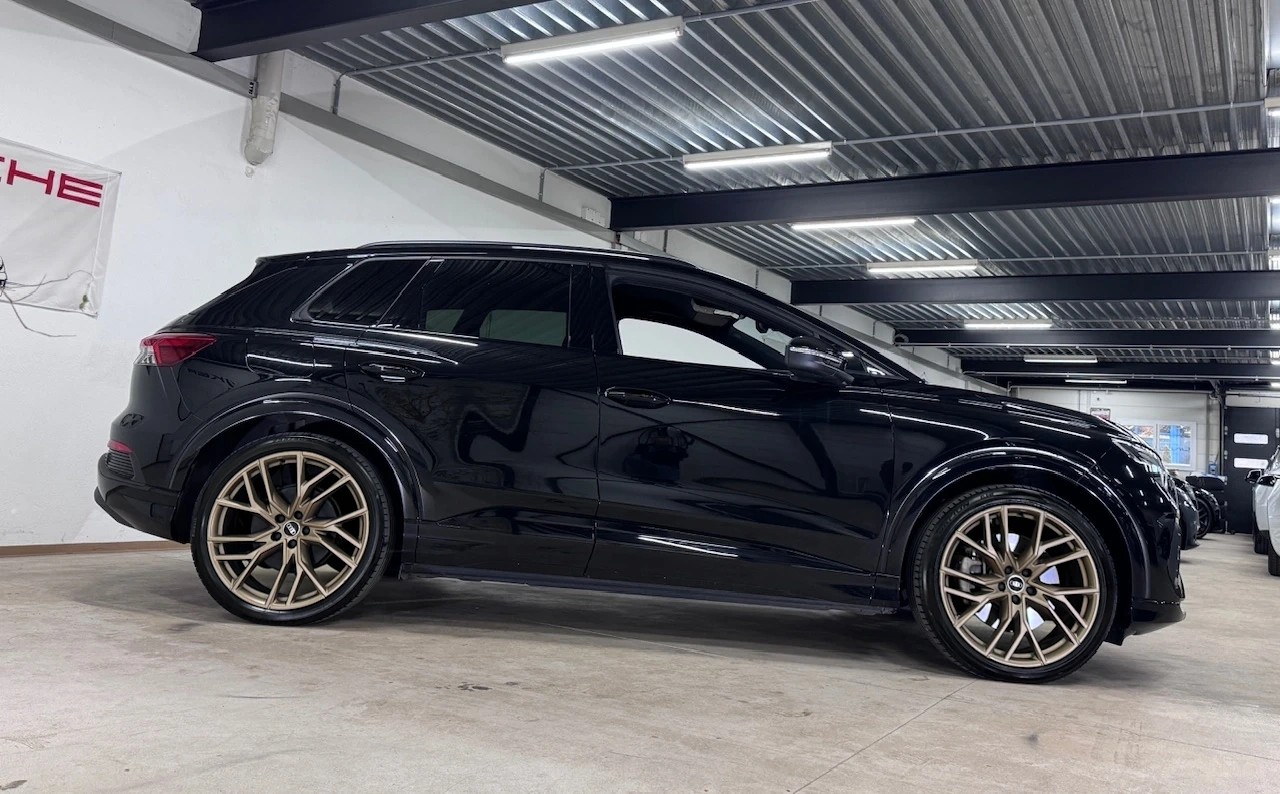 AUDI Q4 e-tron 55 S-Line quattro Black-Optik 340PS / AHK / Wärmepumpe-image-3