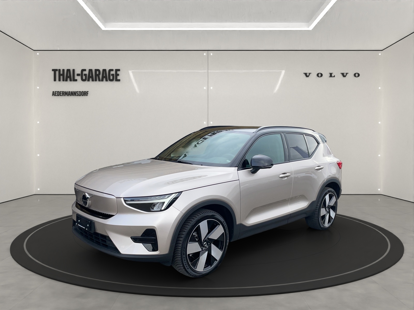 VOLVO XC40 E80 Twin Plus AWD-image-0