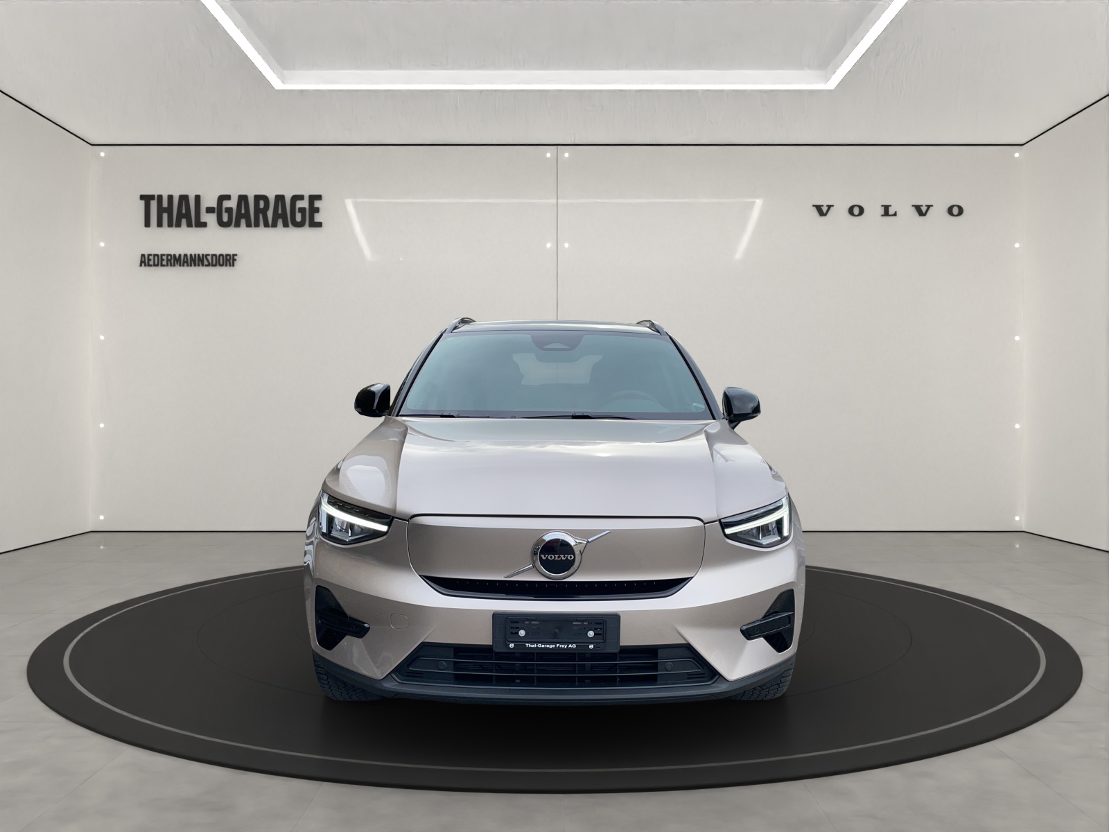 VOLVO XC40 E80 Twin Plus AWD-image-13