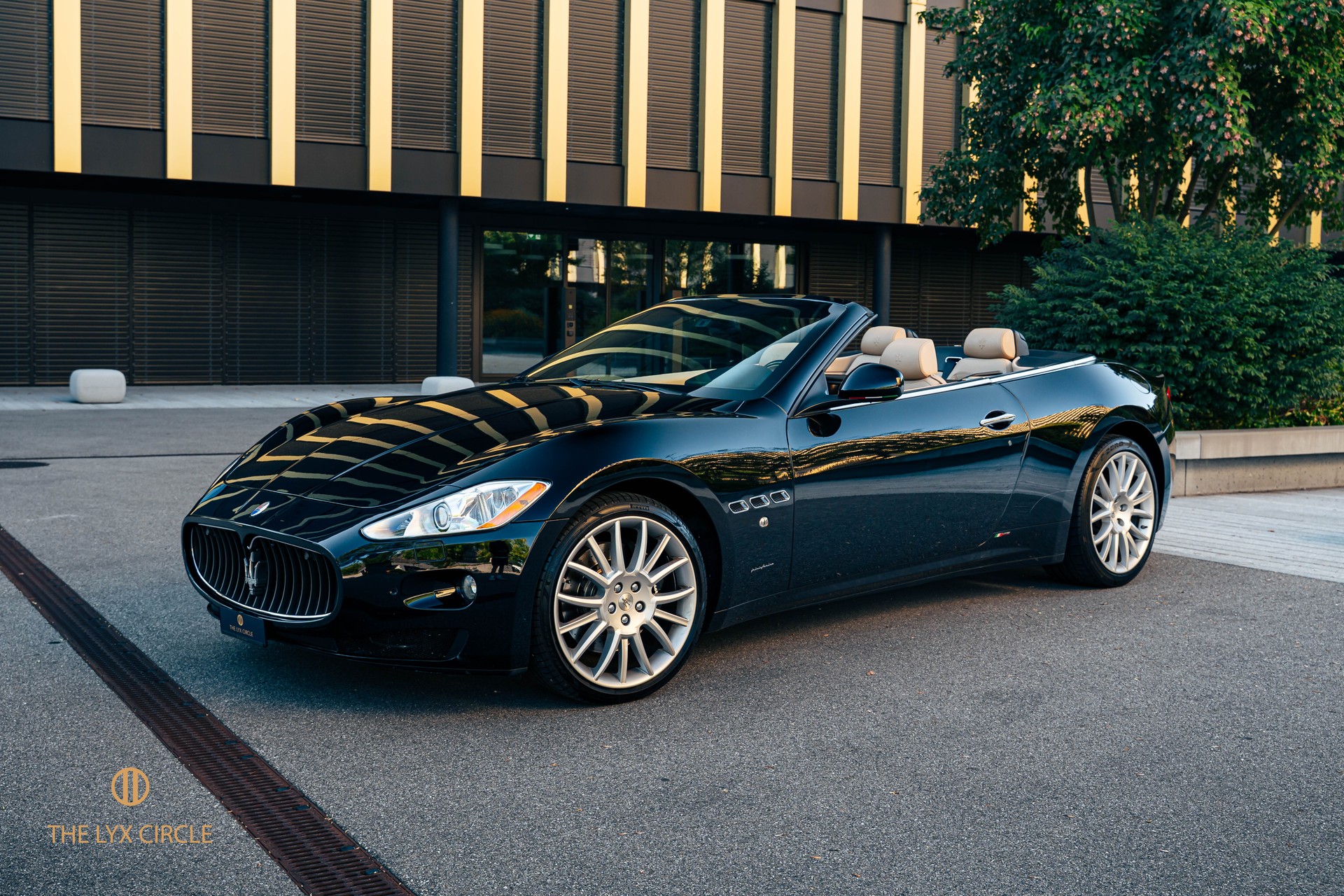 MASERATI GranCabrio Automatica-image-2