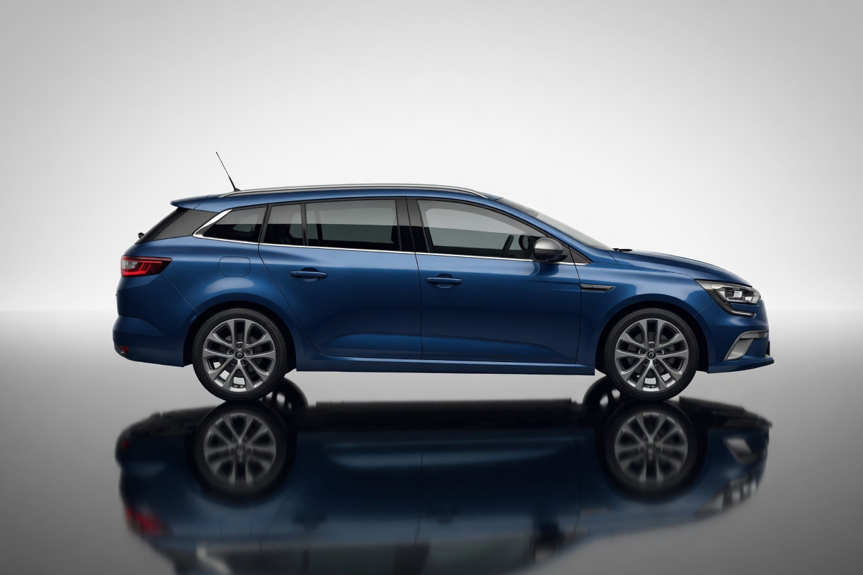 RENAULT Mégane Grandtour 1.5 dCi GT Line EDC-image-5
