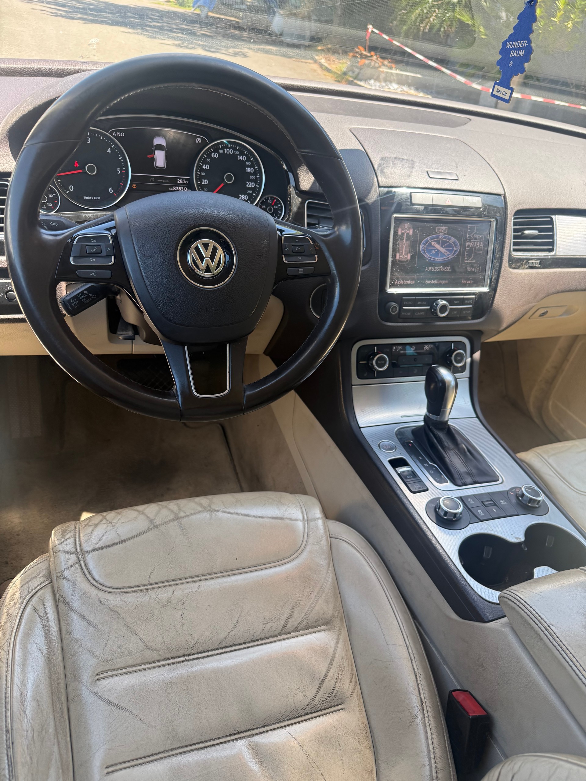 VW Touareg 3.0 TDI BlueMotion Technology Tiptronic-image-7