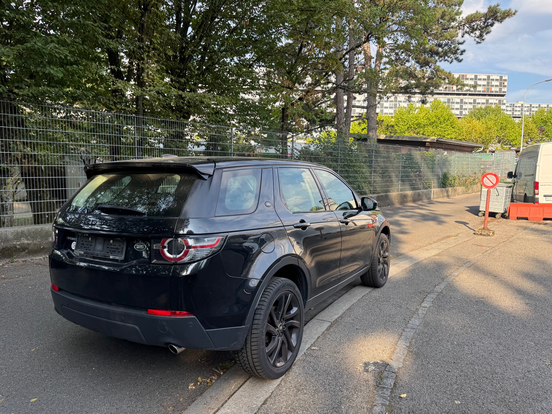LAND ROVER Discovery Sport 2.0 TD4 HSE AT9-image-8