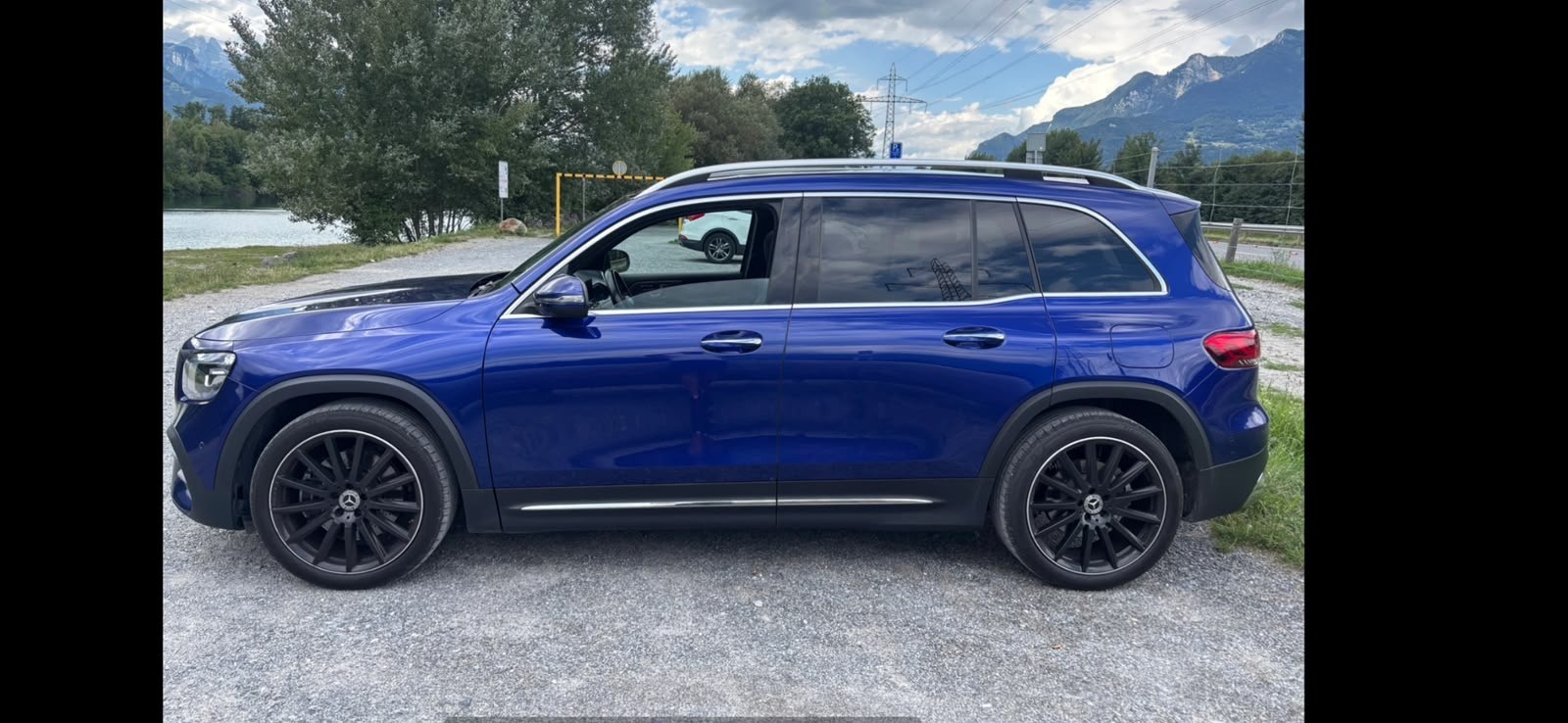 MERCEDES-BENZ GLB 250 AMG Line 4matic 8G-Tronic-image-0