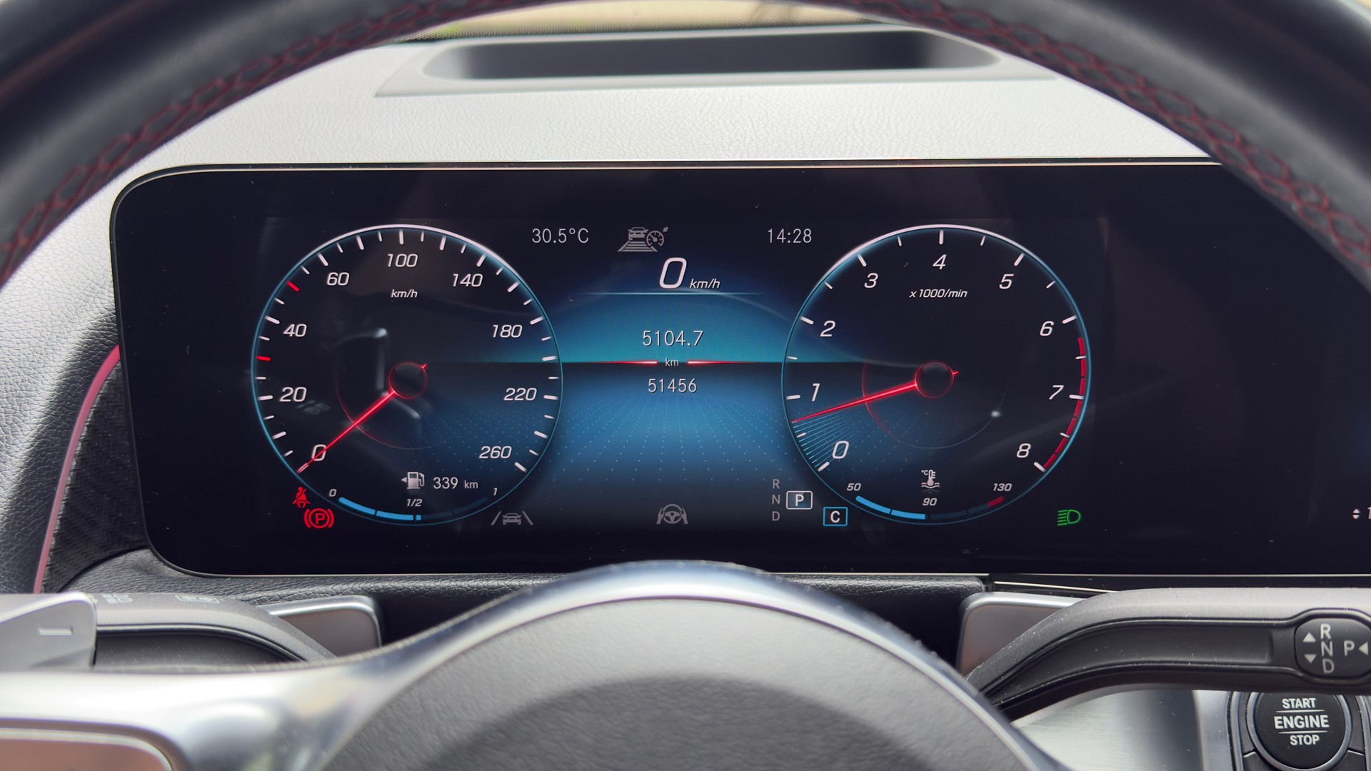MERCEDES-BENZ GLB 250 AMG Line 4matic 8G-Tronic-image-10