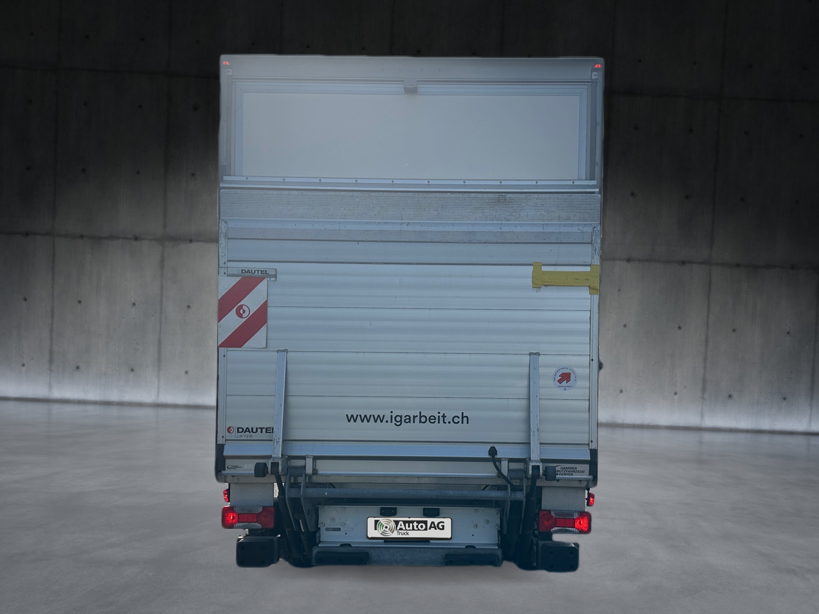 RENAULT T35d ci 150 Koffer Hebebühne-image-2