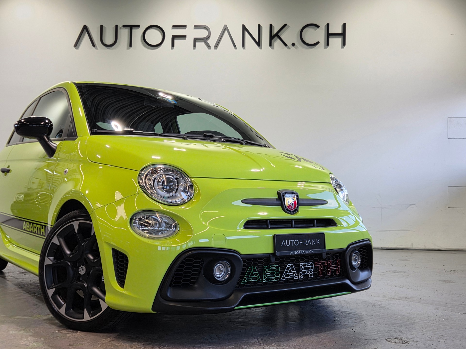FIAT 595 Abarth 1.4 T-Jet 180 Competizione-image-3