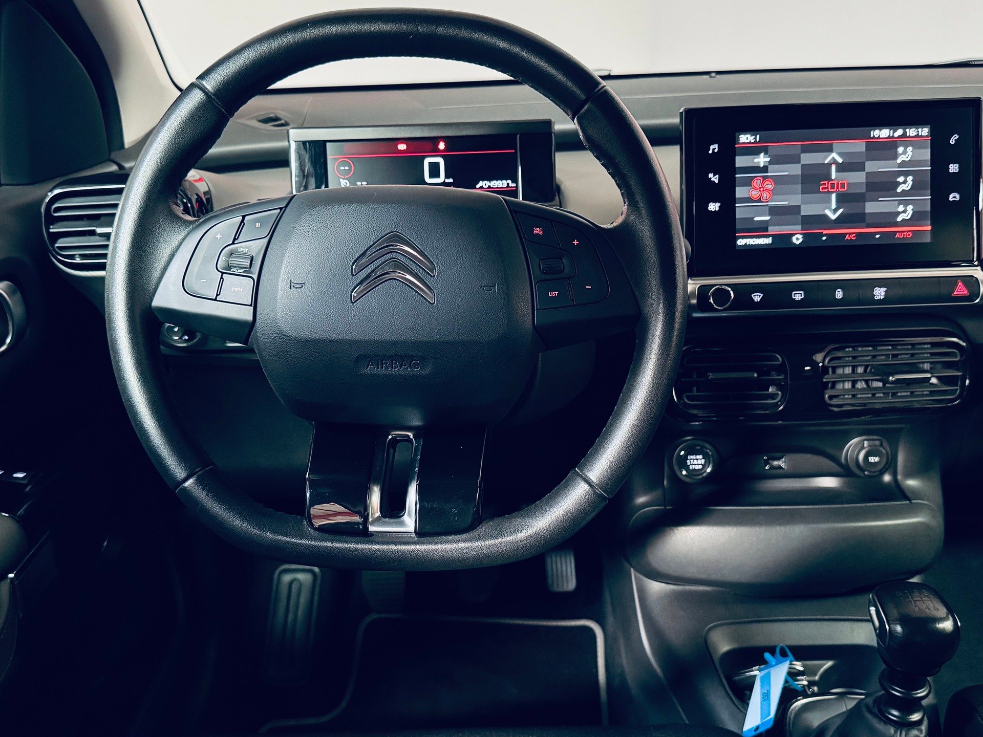 CITROEN C4 Cactus 1.2 Pure Tech Shine-image-14