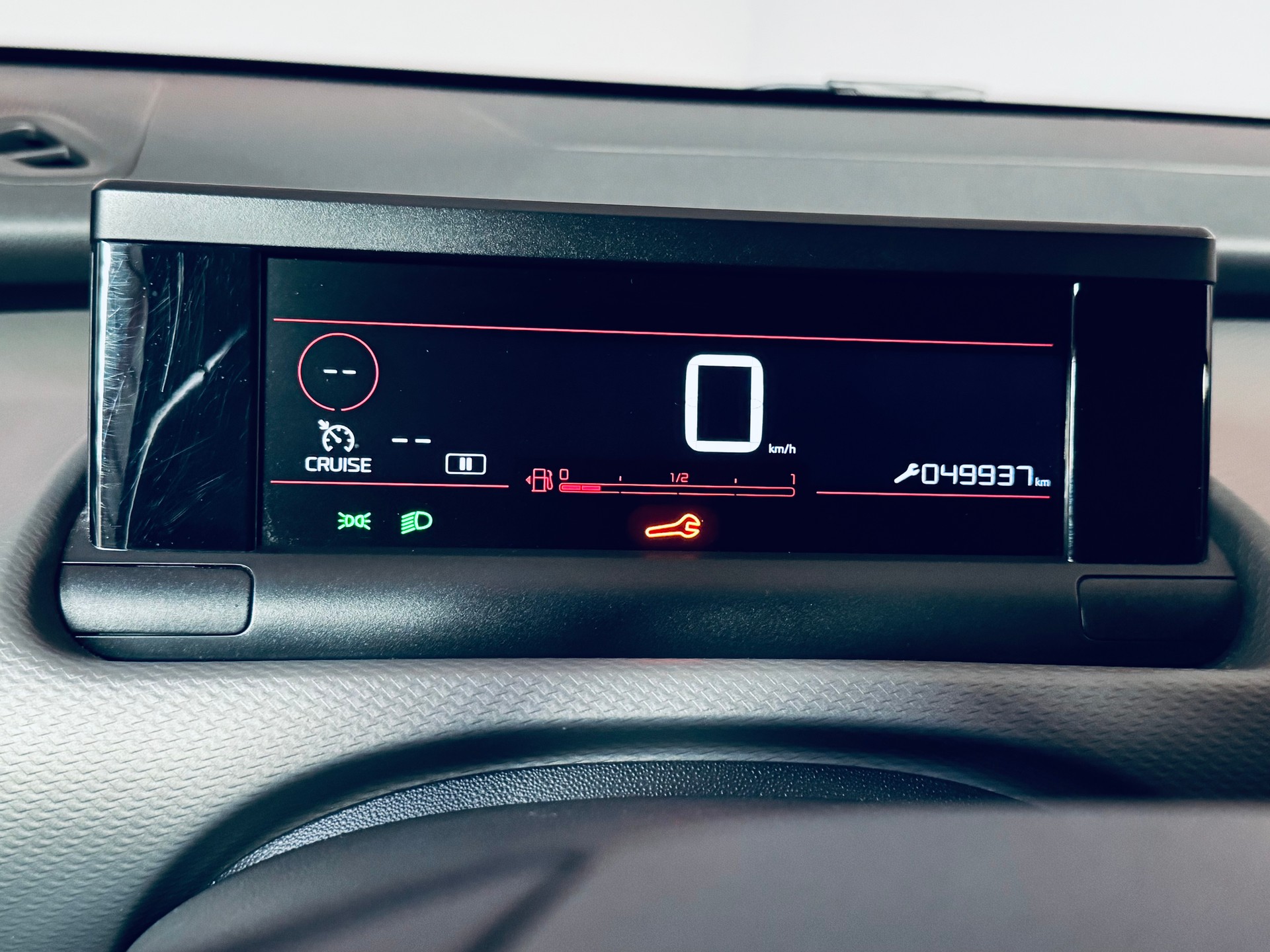 CITROEN C4 Cactus 1.2 Pure Tech Shine-image-16
