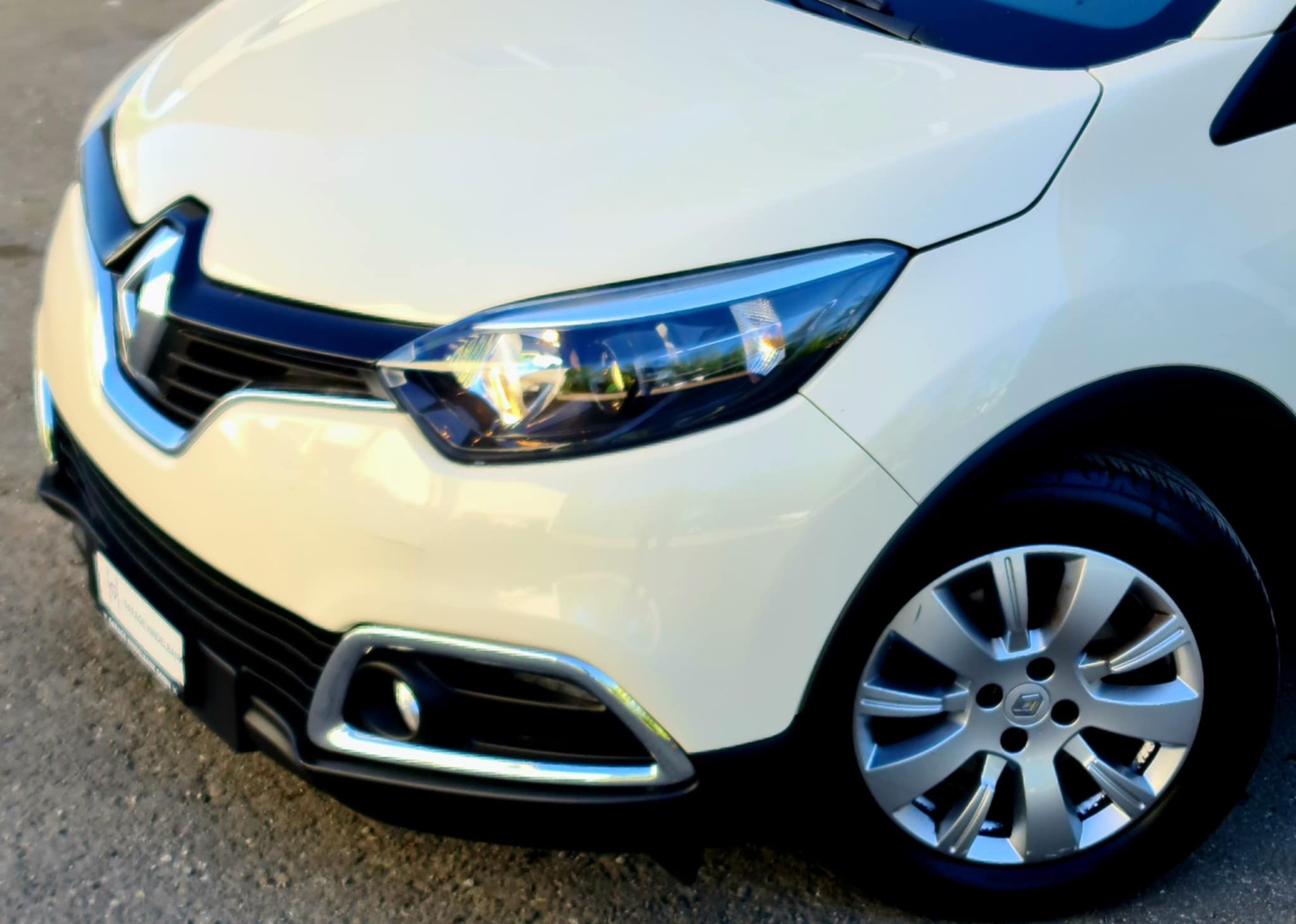 RENAULT Captur 1.2 T 16V Dynamique EDC-image-2
